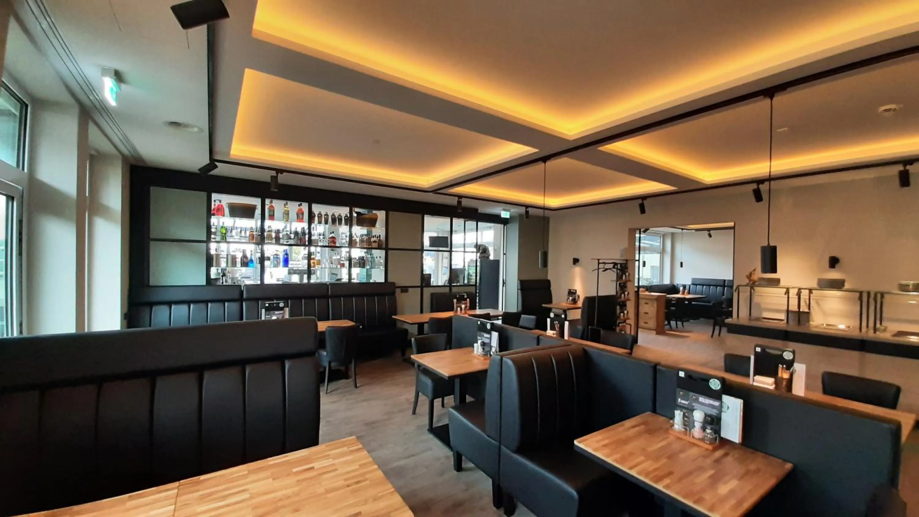 Restaurant/places to eat in Hotel Krupp