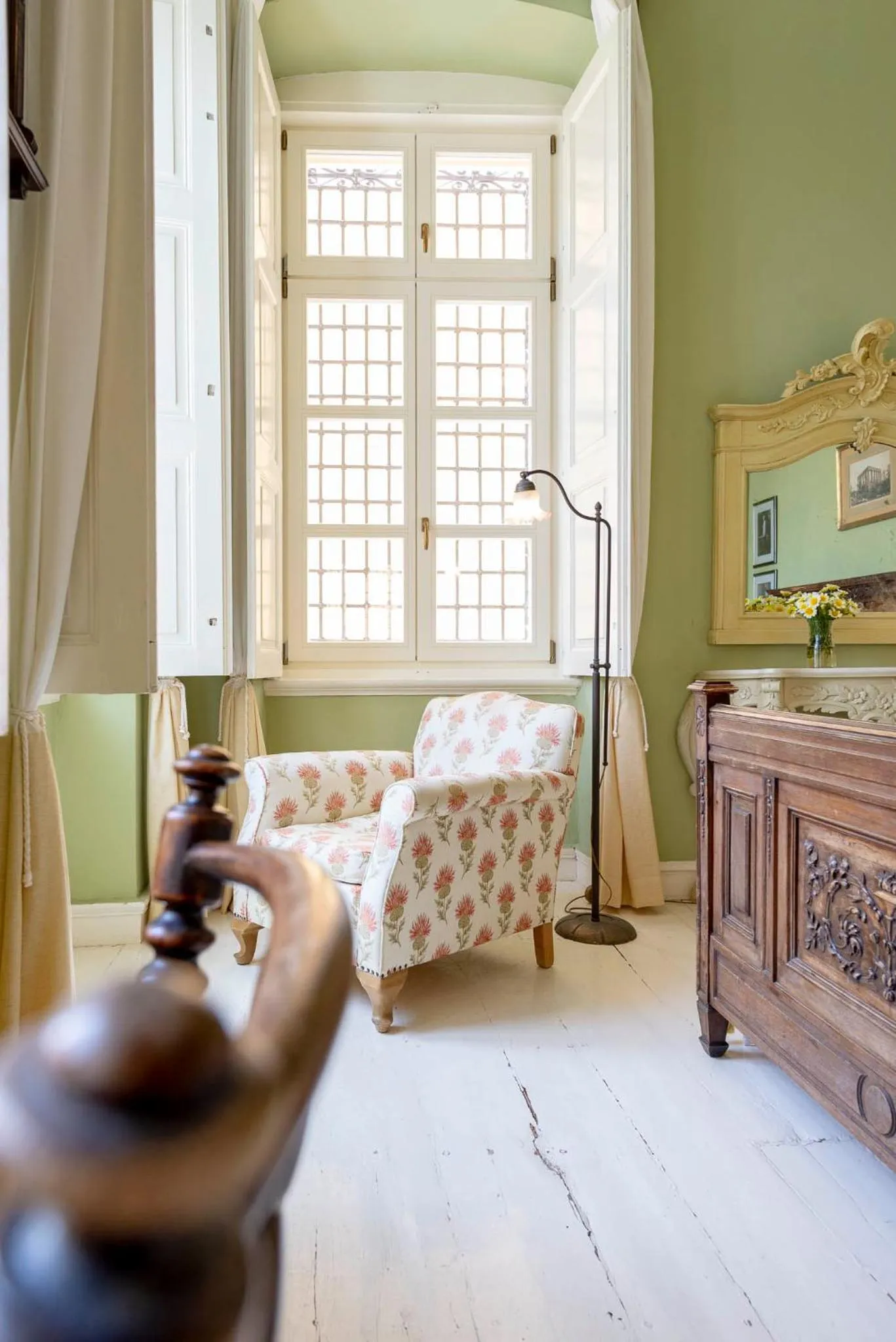 Seating area, Bed in Villa Maria-Syros