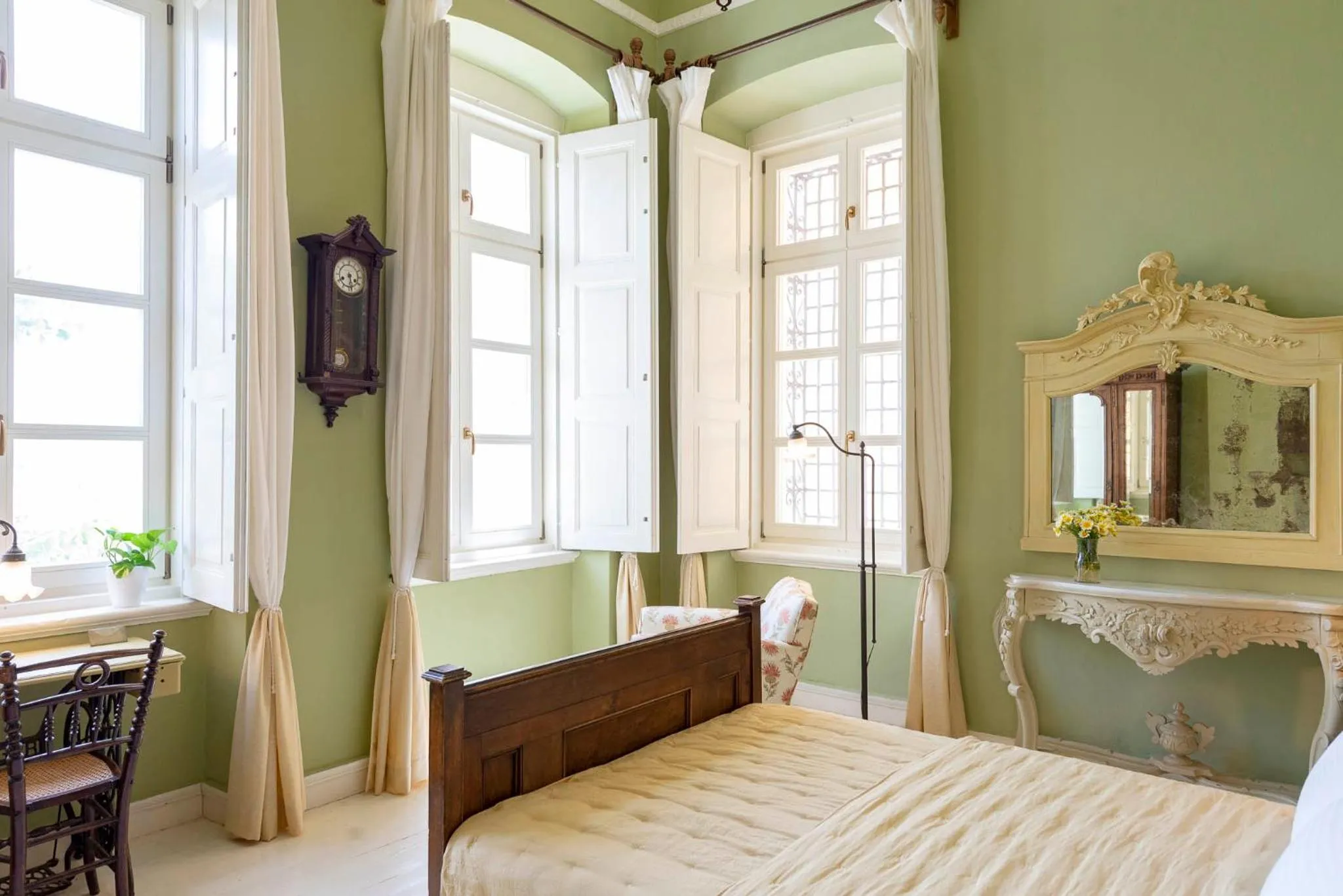 Photo of the whole room, Bed in Villa Maria-Syros