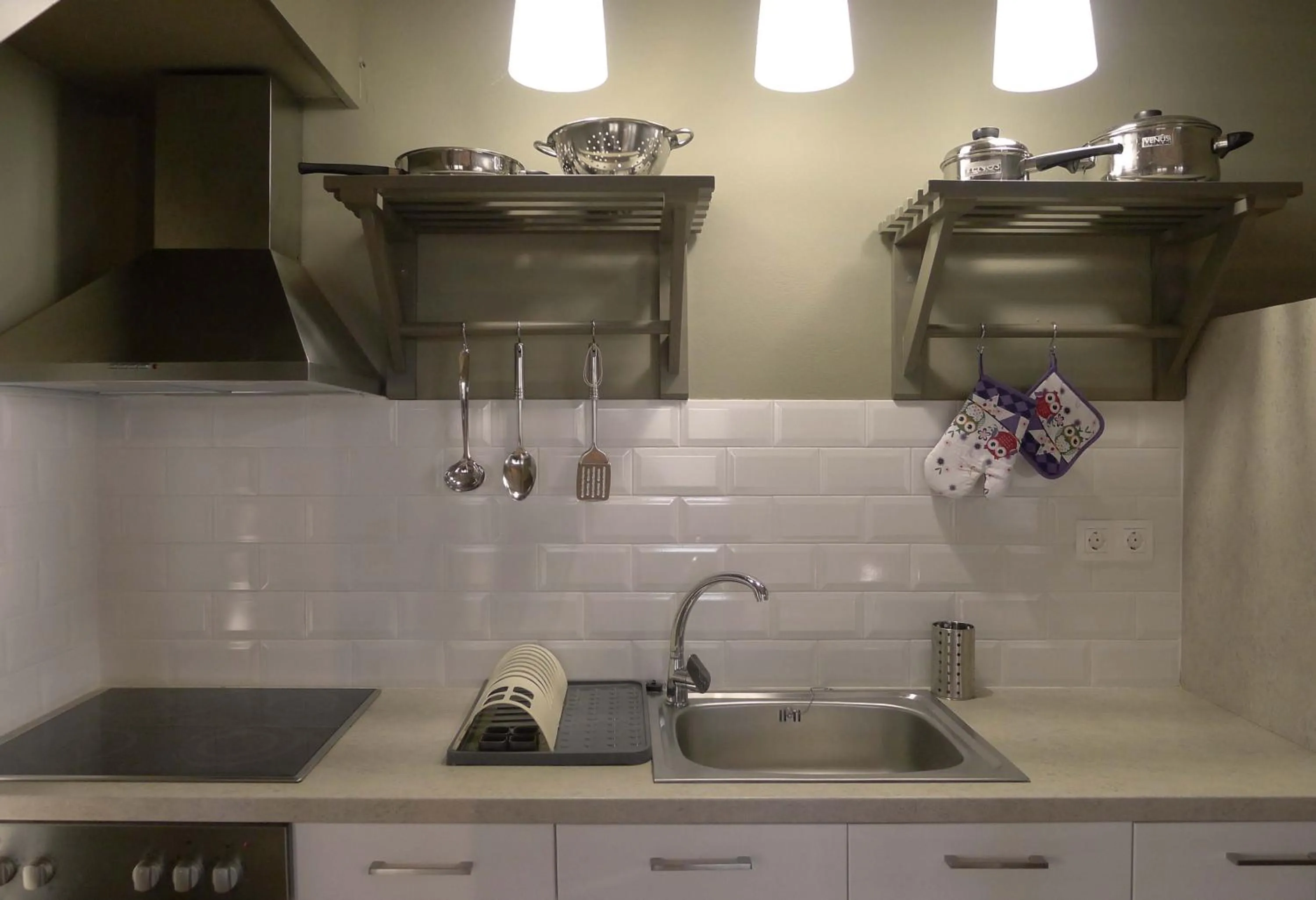 Ampoulos Rooms & Apartments