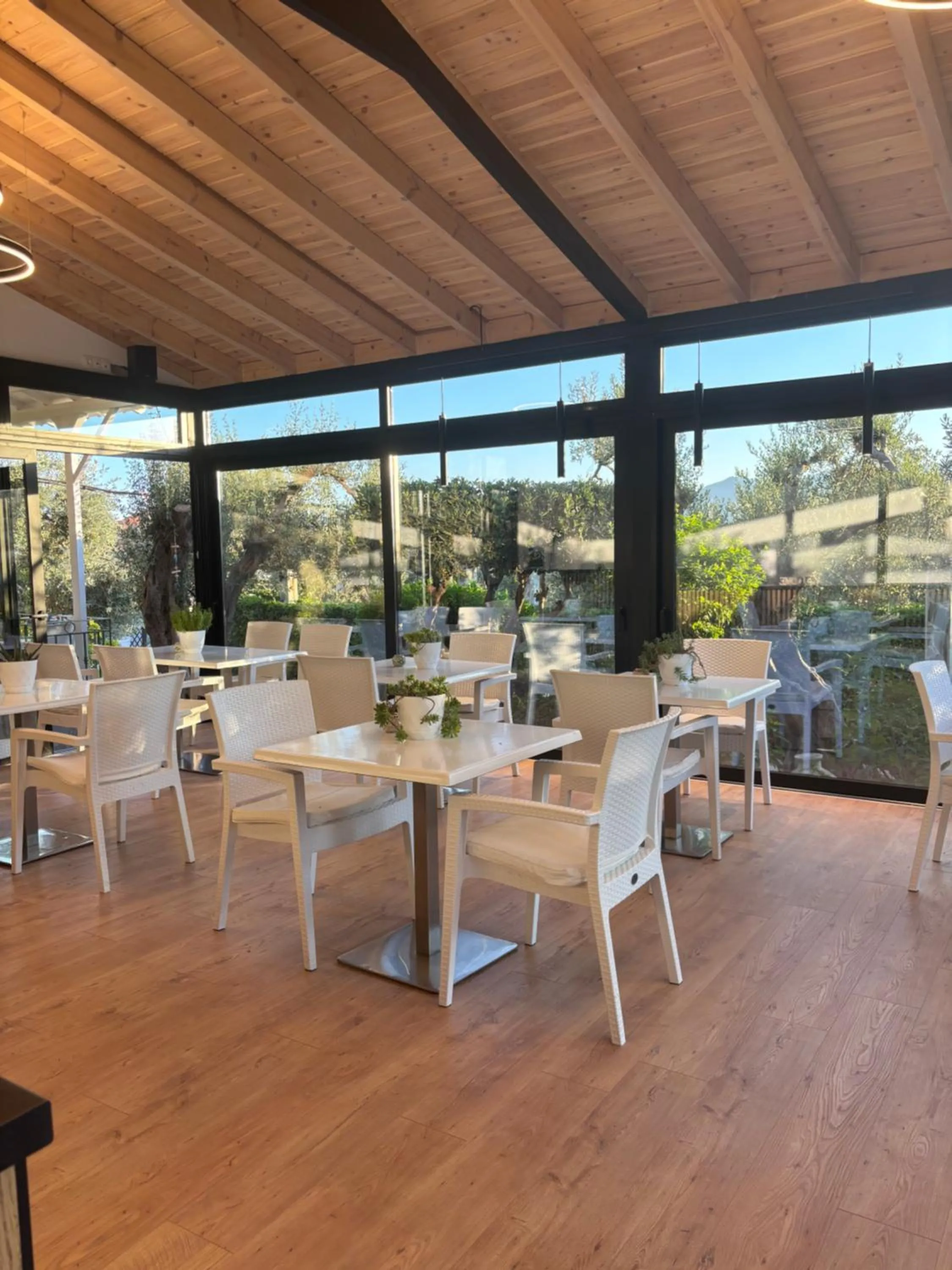 Breakfast in Ampoulos Rooms & Apartments