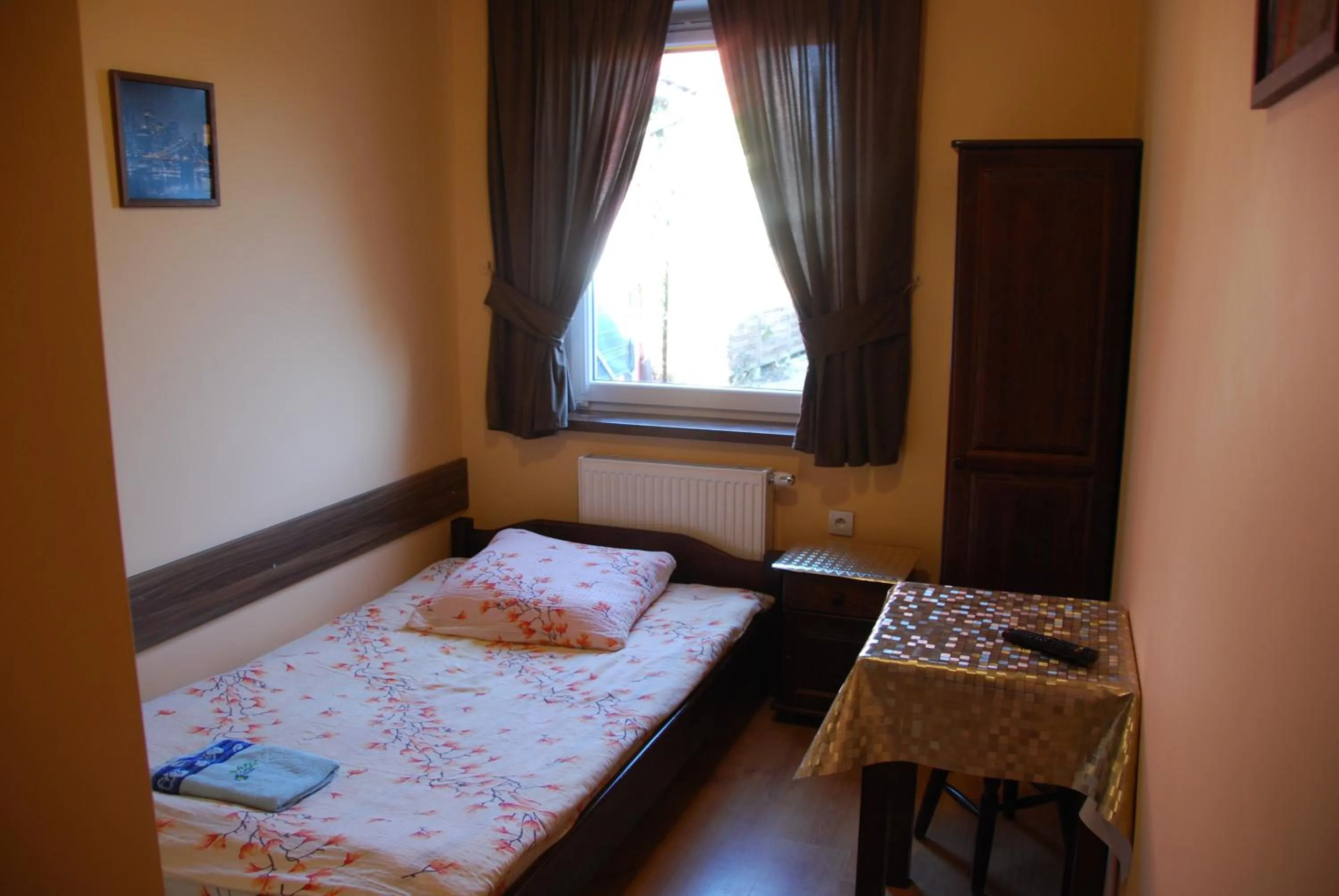 Bed in Noclegi Kochlice