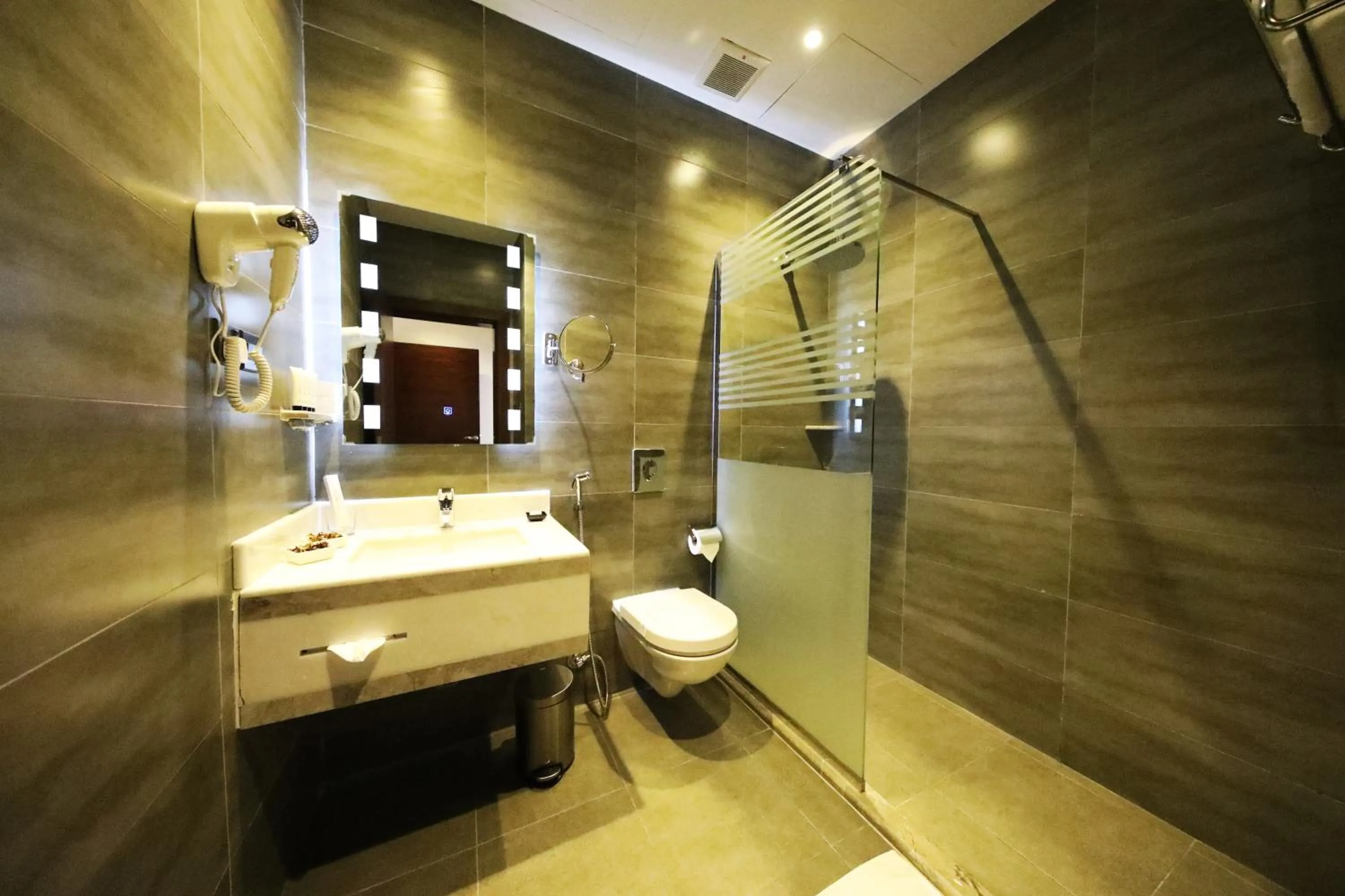 Bathroom in Eva Hotel