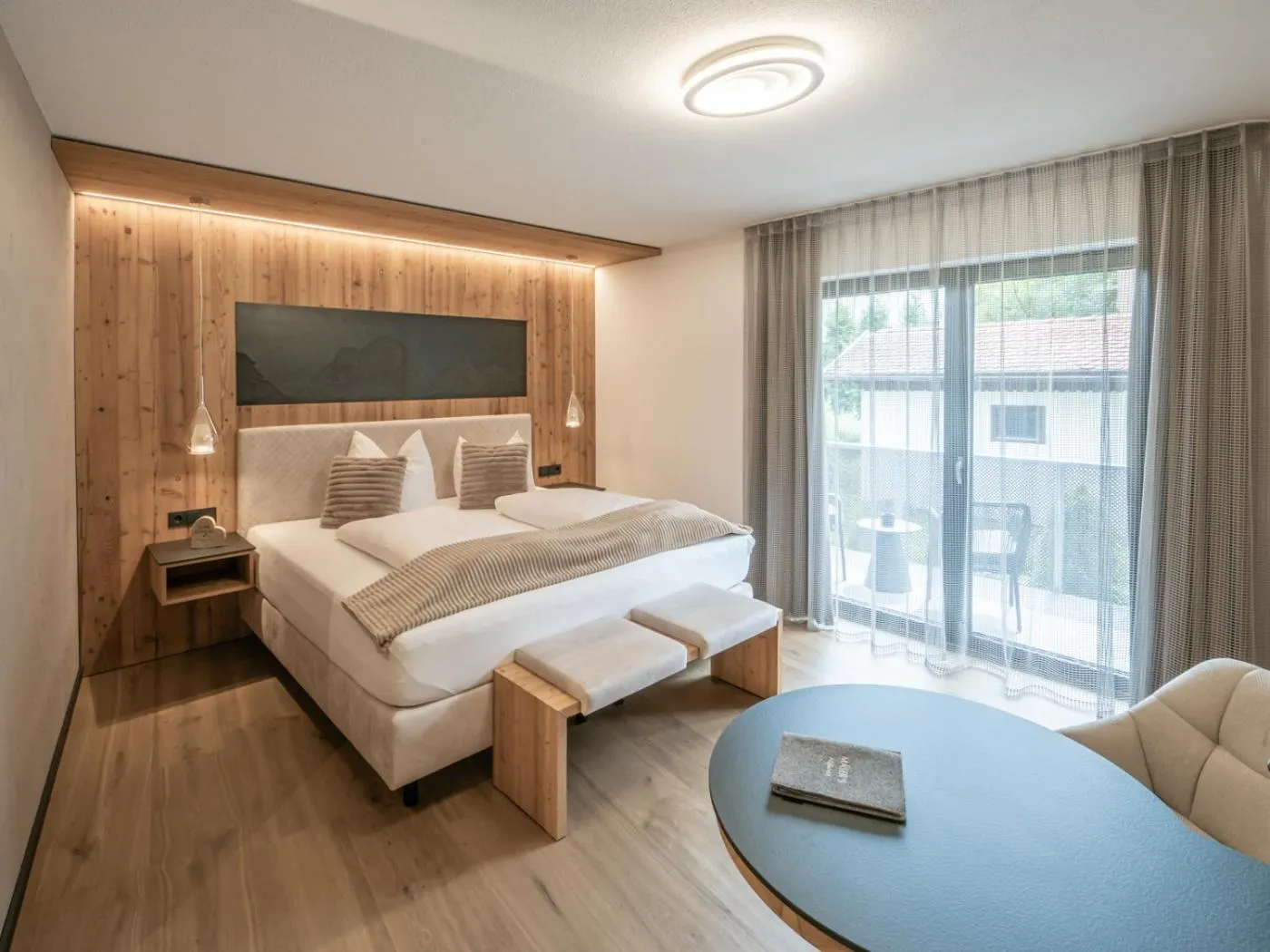 Bedroom, Bed in Mäsers Allgäuherz