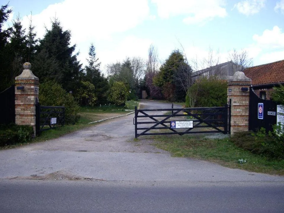Facade/entrance in Low Farm Cottages