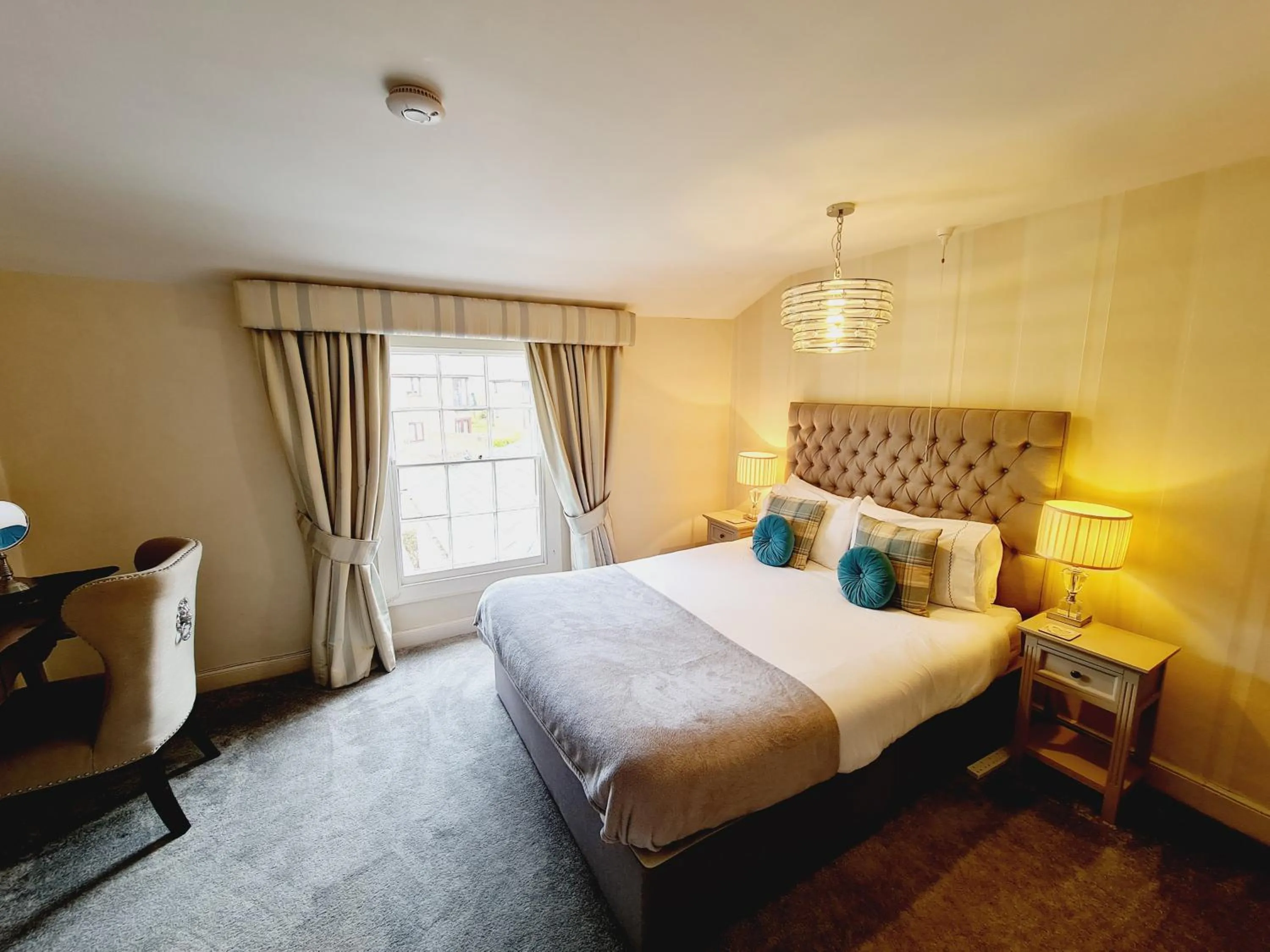 Bed in Beaufort Lodge - Town centre - Free parking
