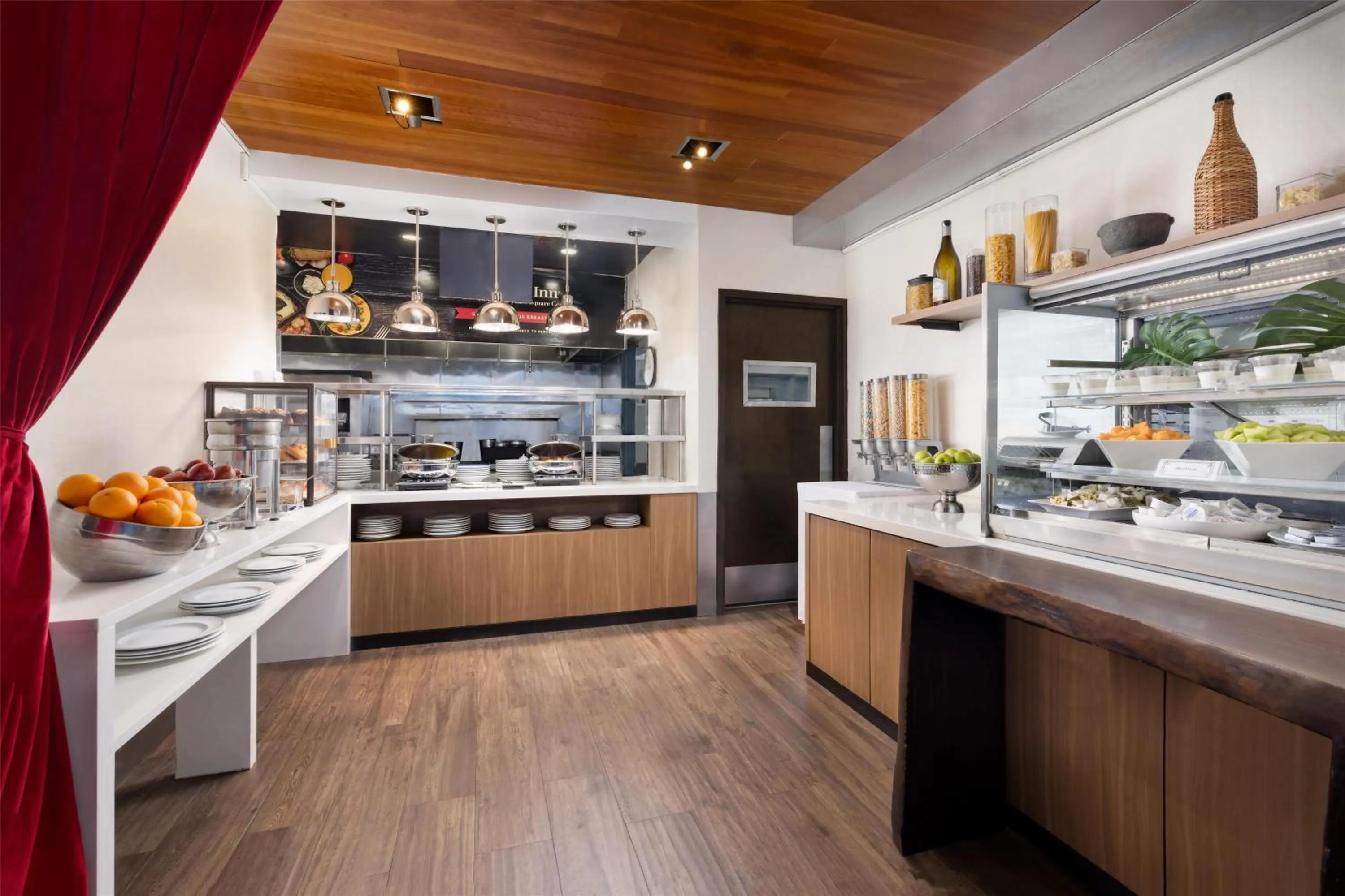 Restaurant/places to eat in Hilton Garden Inn New York - Times Square Central