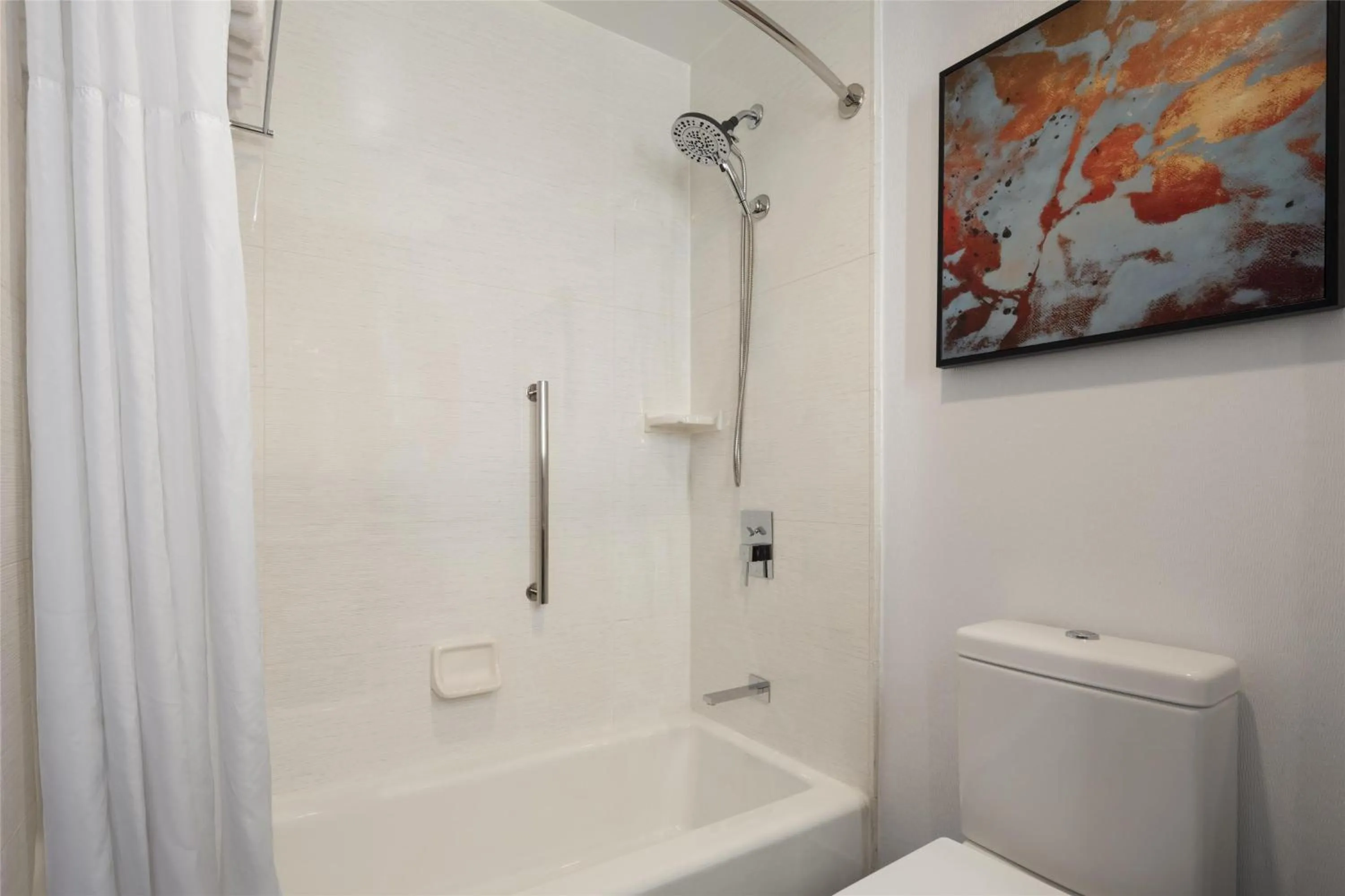 Bathroom in Hilton Garden Inn New York/Midtown Park Avenue