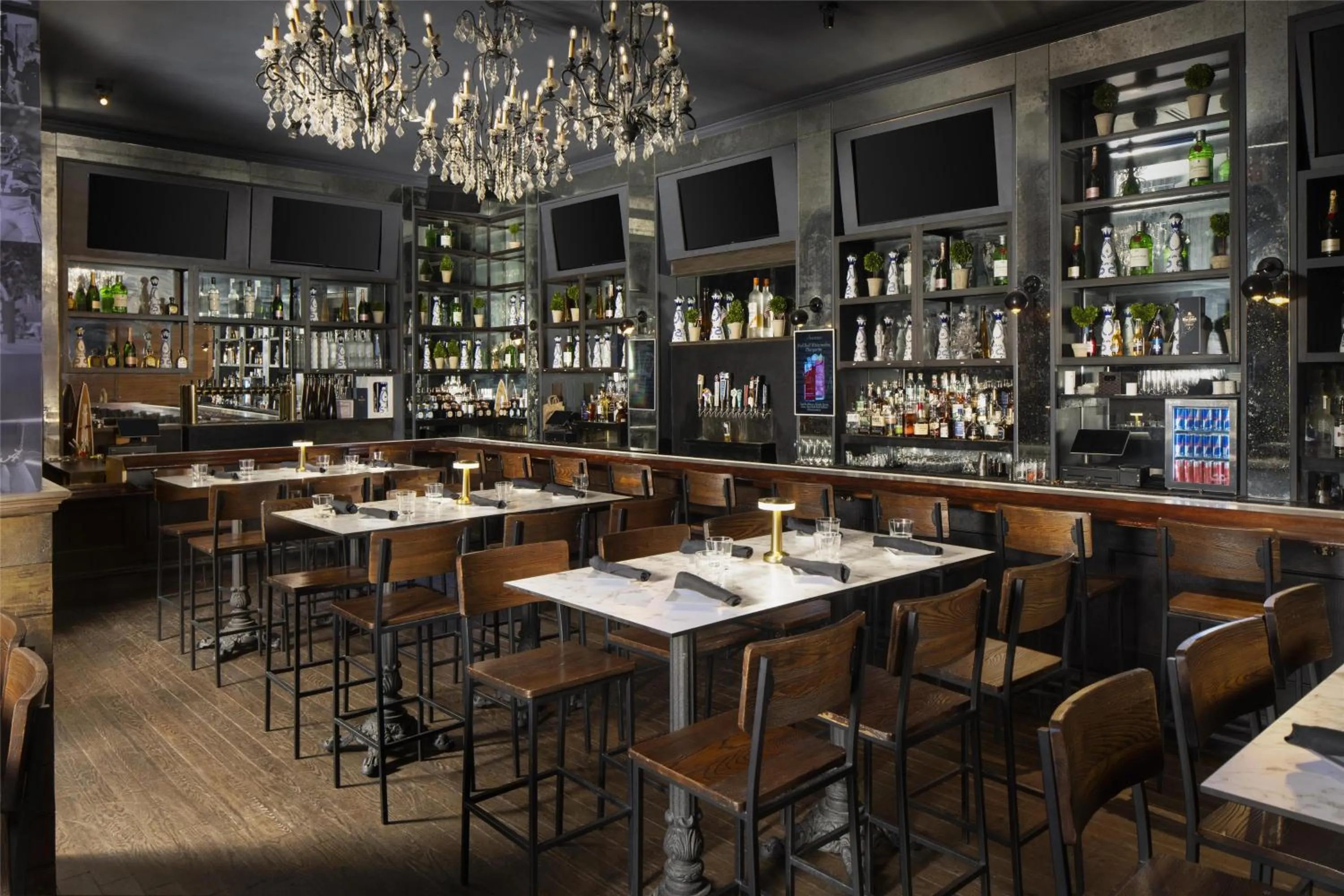 Restaurant/places to eat in Hilton Garden Inn New York/Midtown Park Avenue