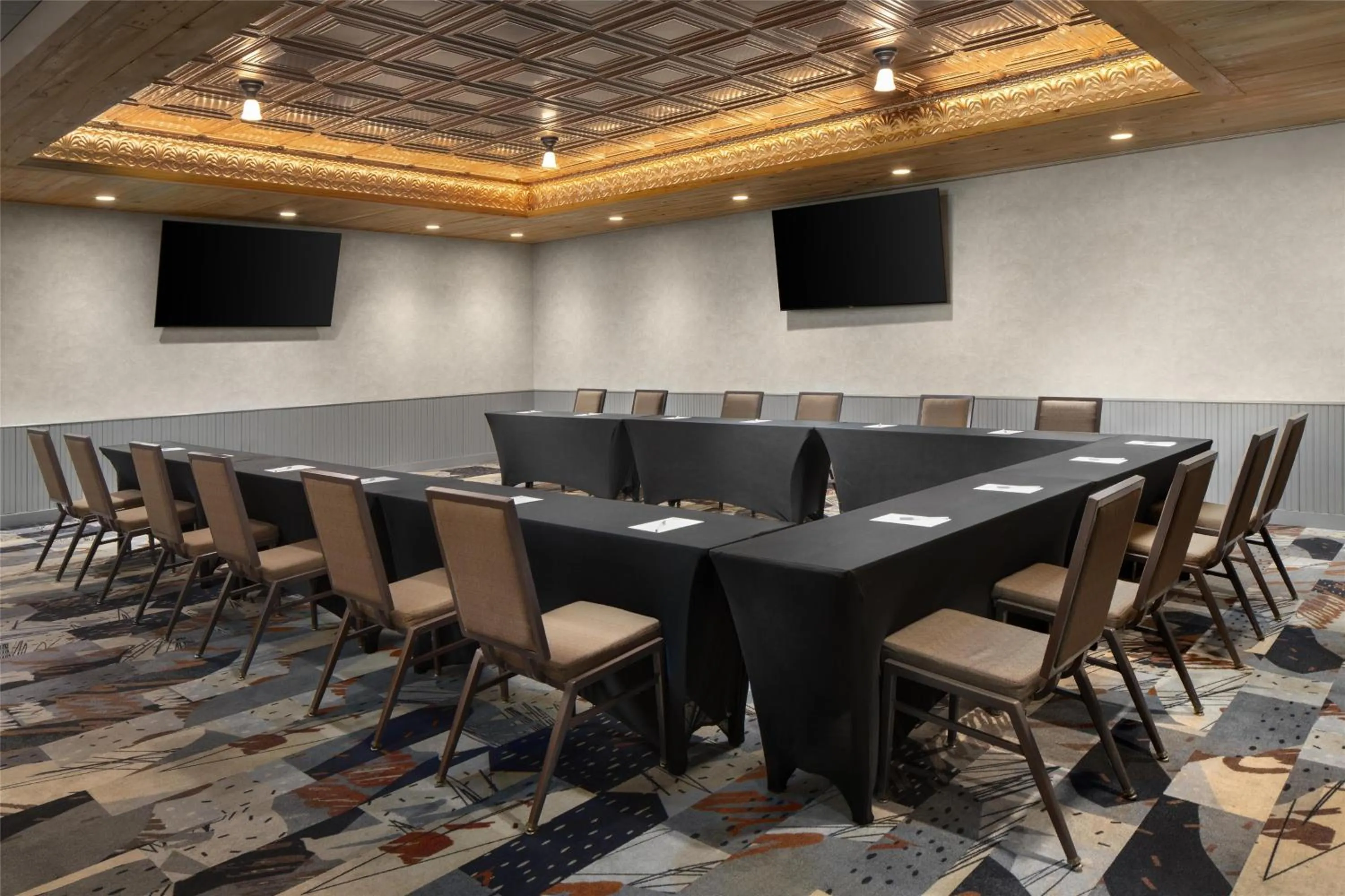 Meeting/conference room in Hilton Garden Inn New York/Midtown Park Avenue
