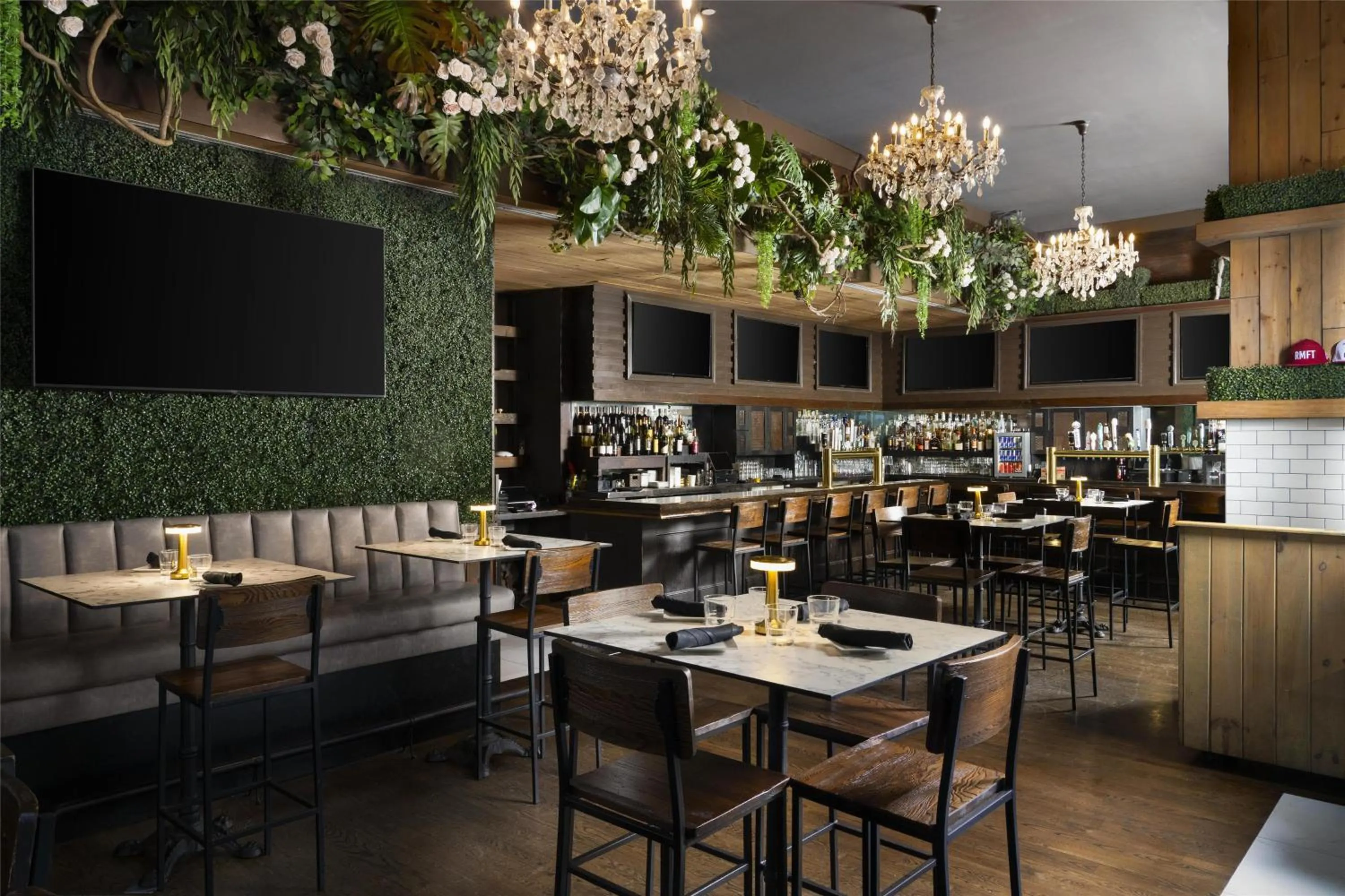 Restaurant/places to eat in Hilton Garden Inn New York/Midtown Park Avenue