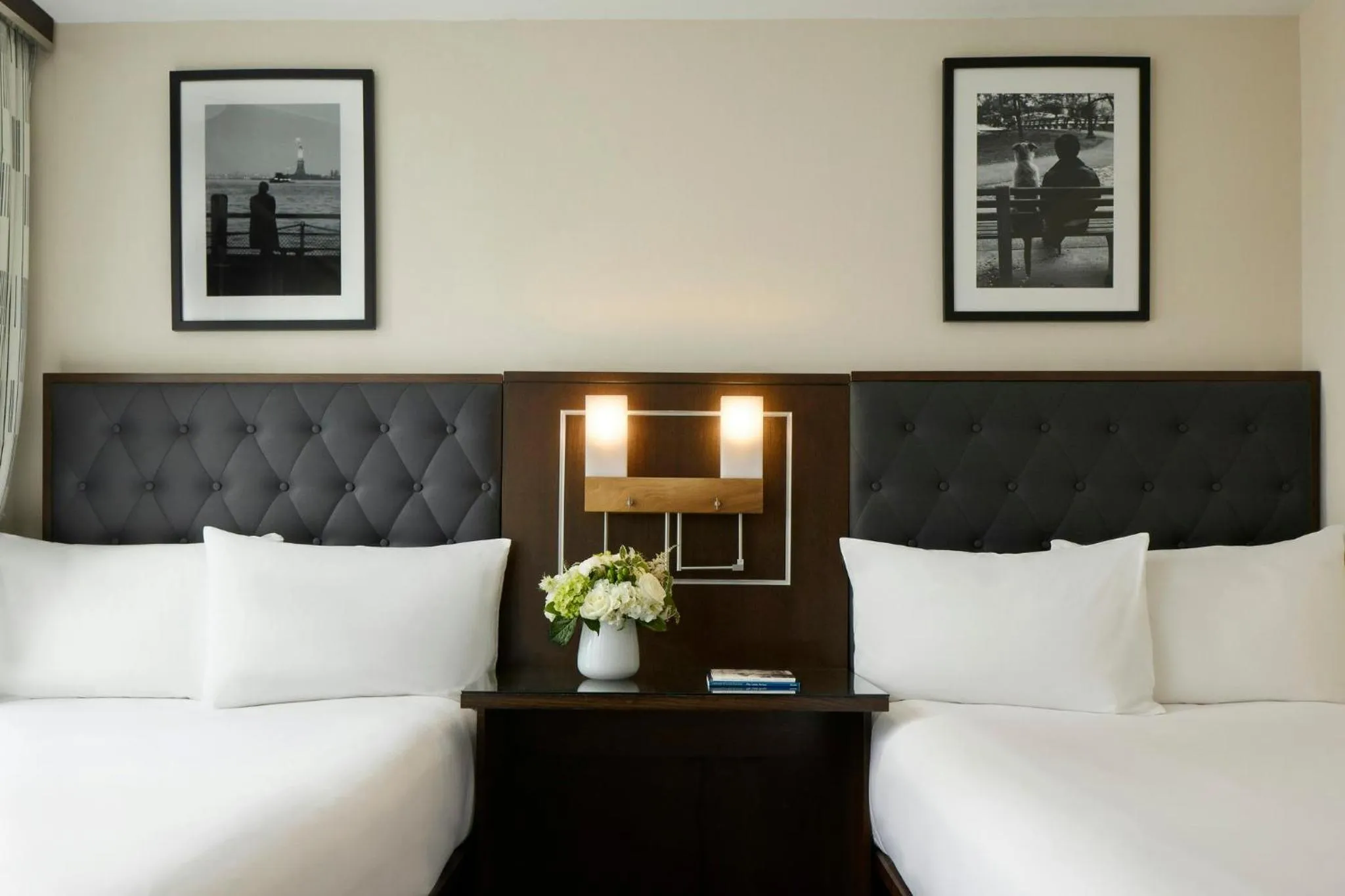Photo of the whole room, Bed in Archer Hotel New York