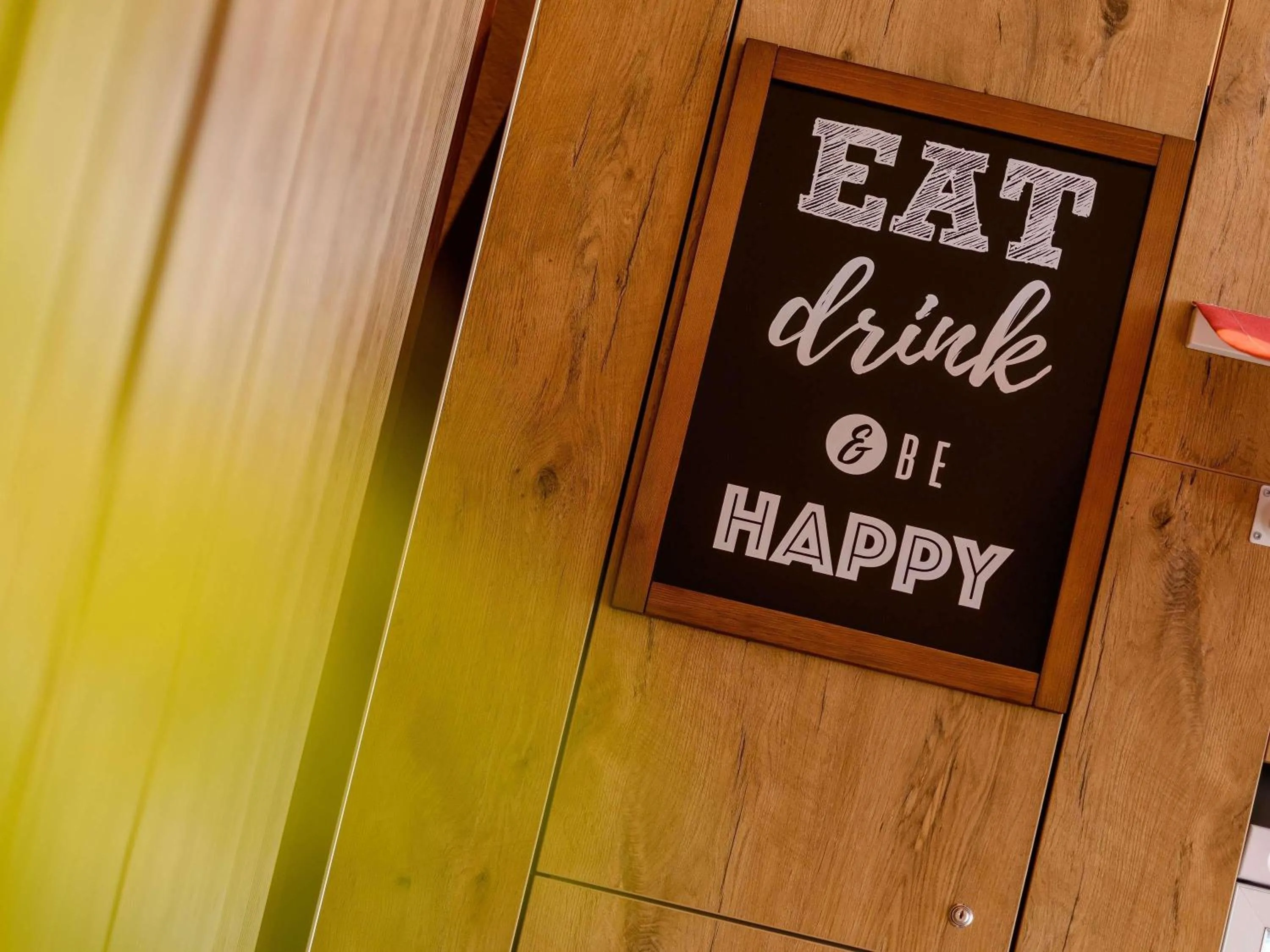 Lounge or bar in ibis Hotel Berlin Spandau