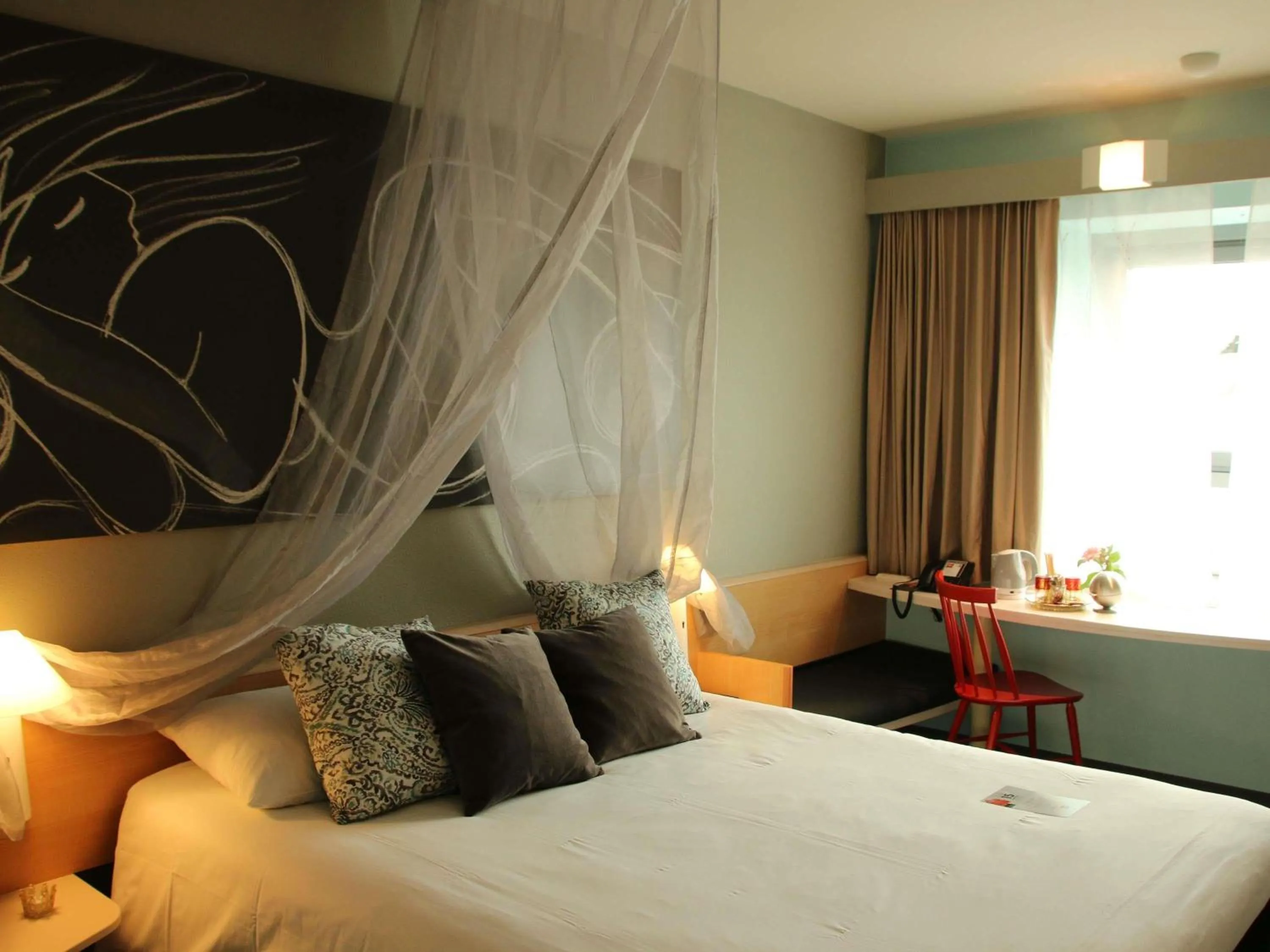 Bedroom, Bed in ibis Hotel Berlin Spandau