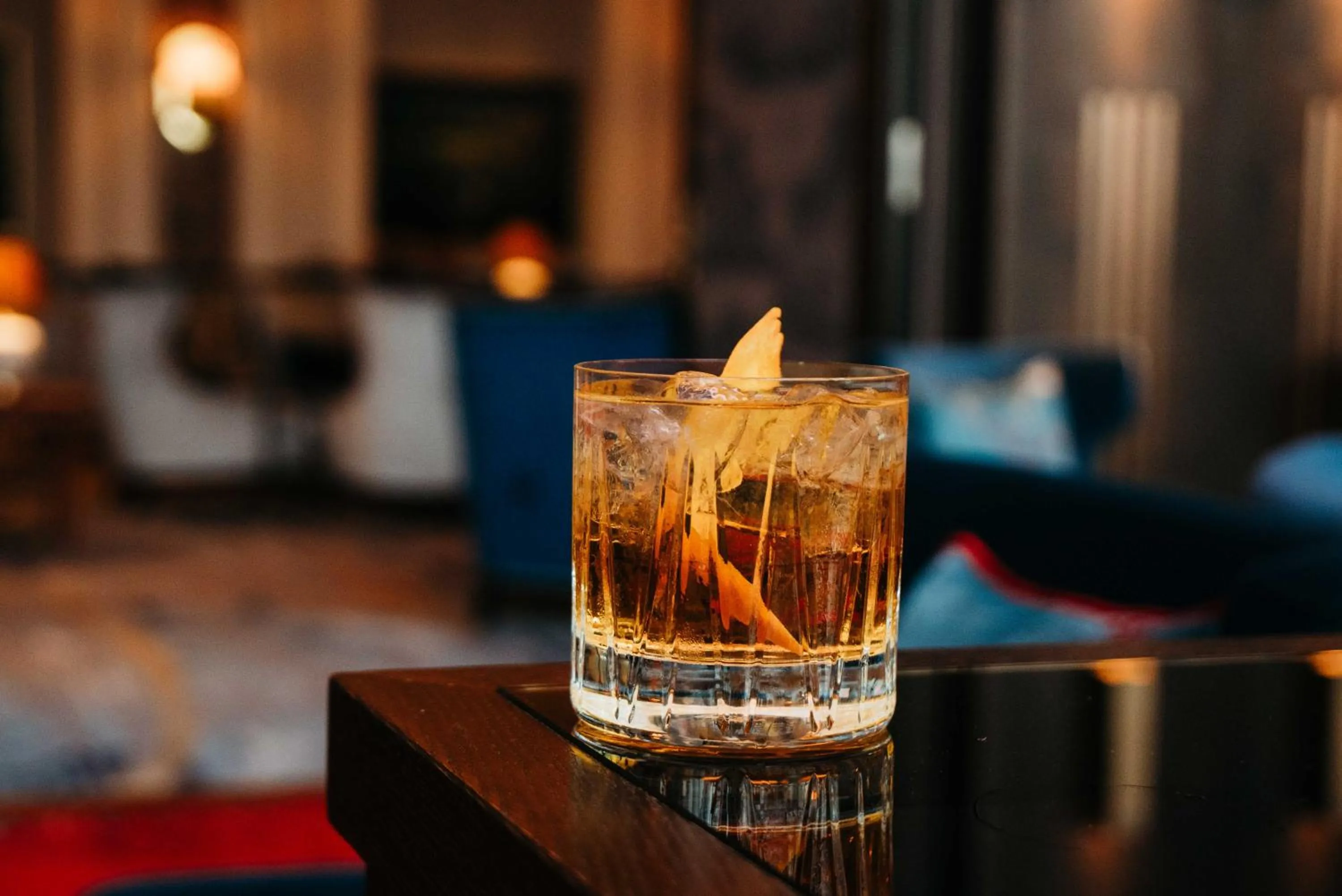 Drinks in Hotel Atlantic Hamburg, Autograph Collection