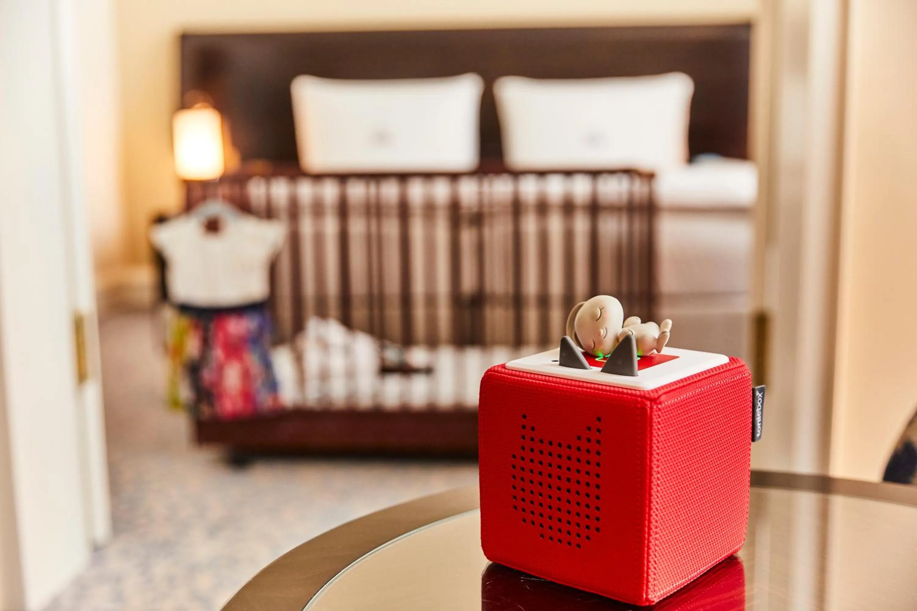 Bedroom, Bed in Hotel Atlantic Hamburg, Autograph Collection