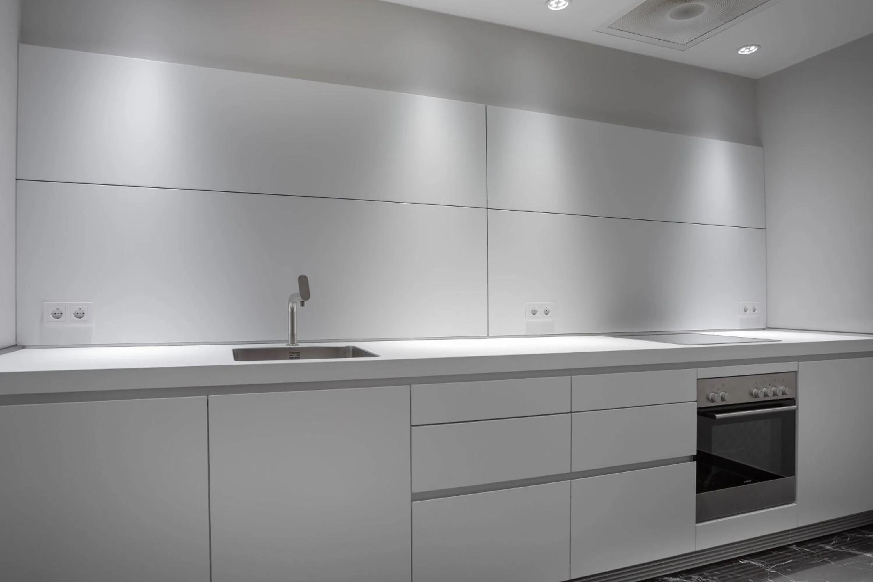 Kitchen or kitchenette in Hotel Atlantic Hamburg, Autograph Collection