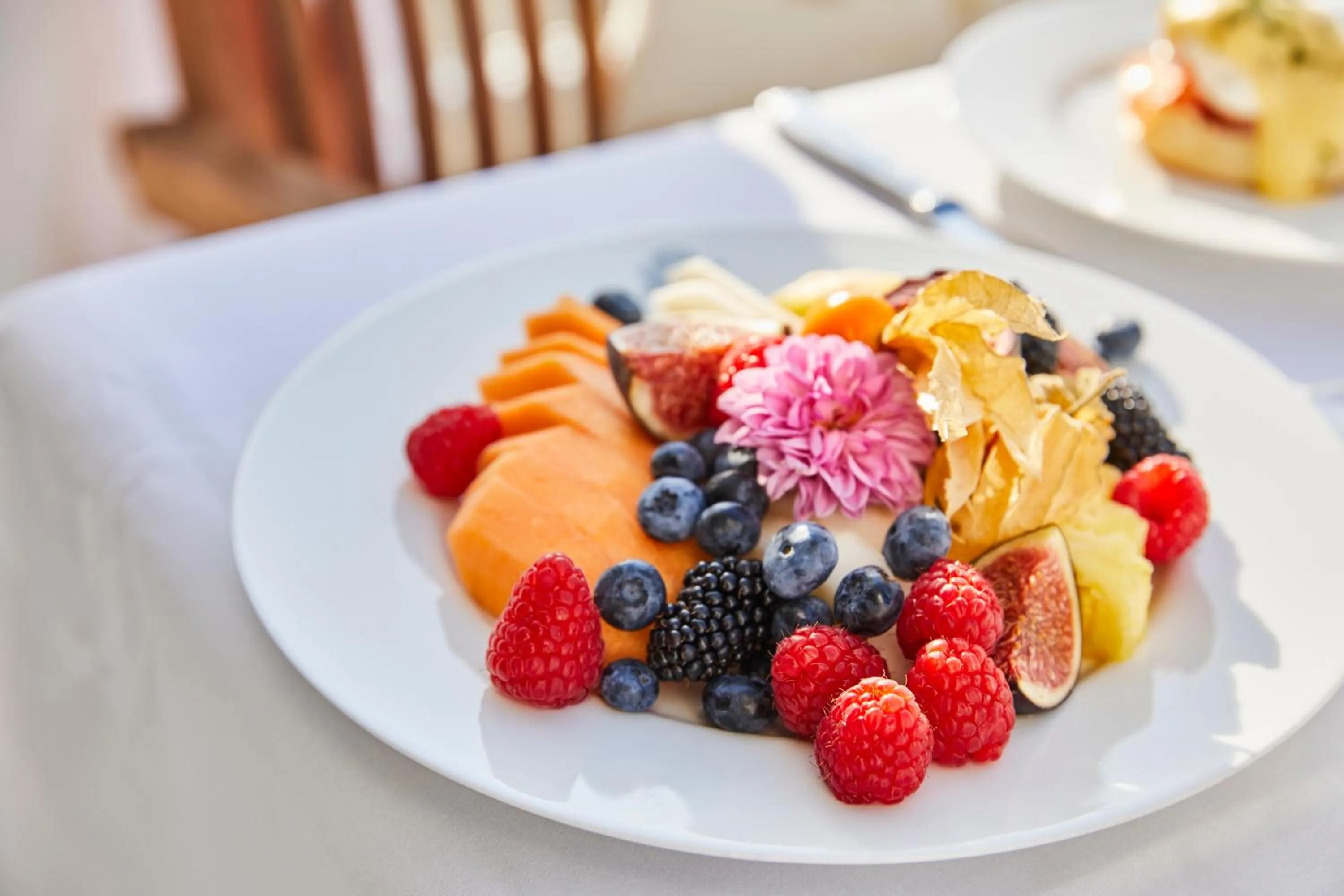 Breakfast in Hotel Atlantic Hamburg, Autograph Collection