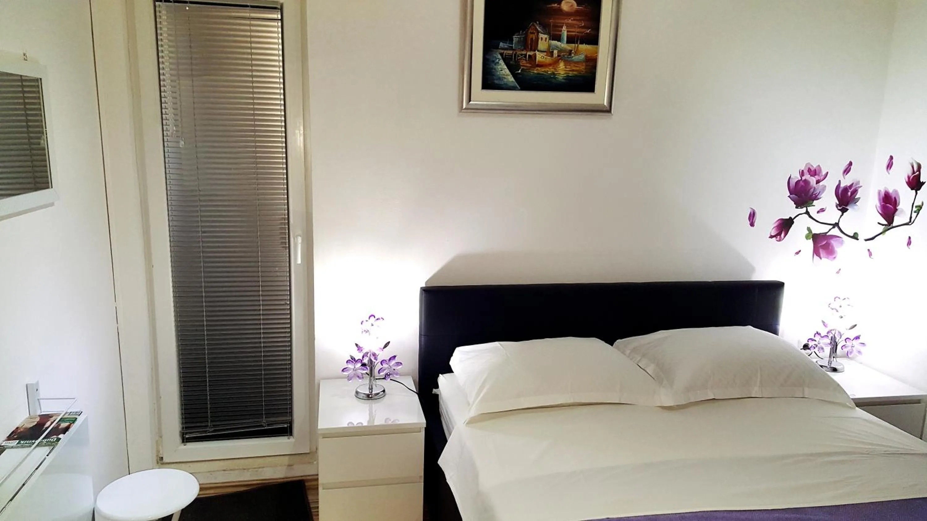 Bed in Guesthouse Perica