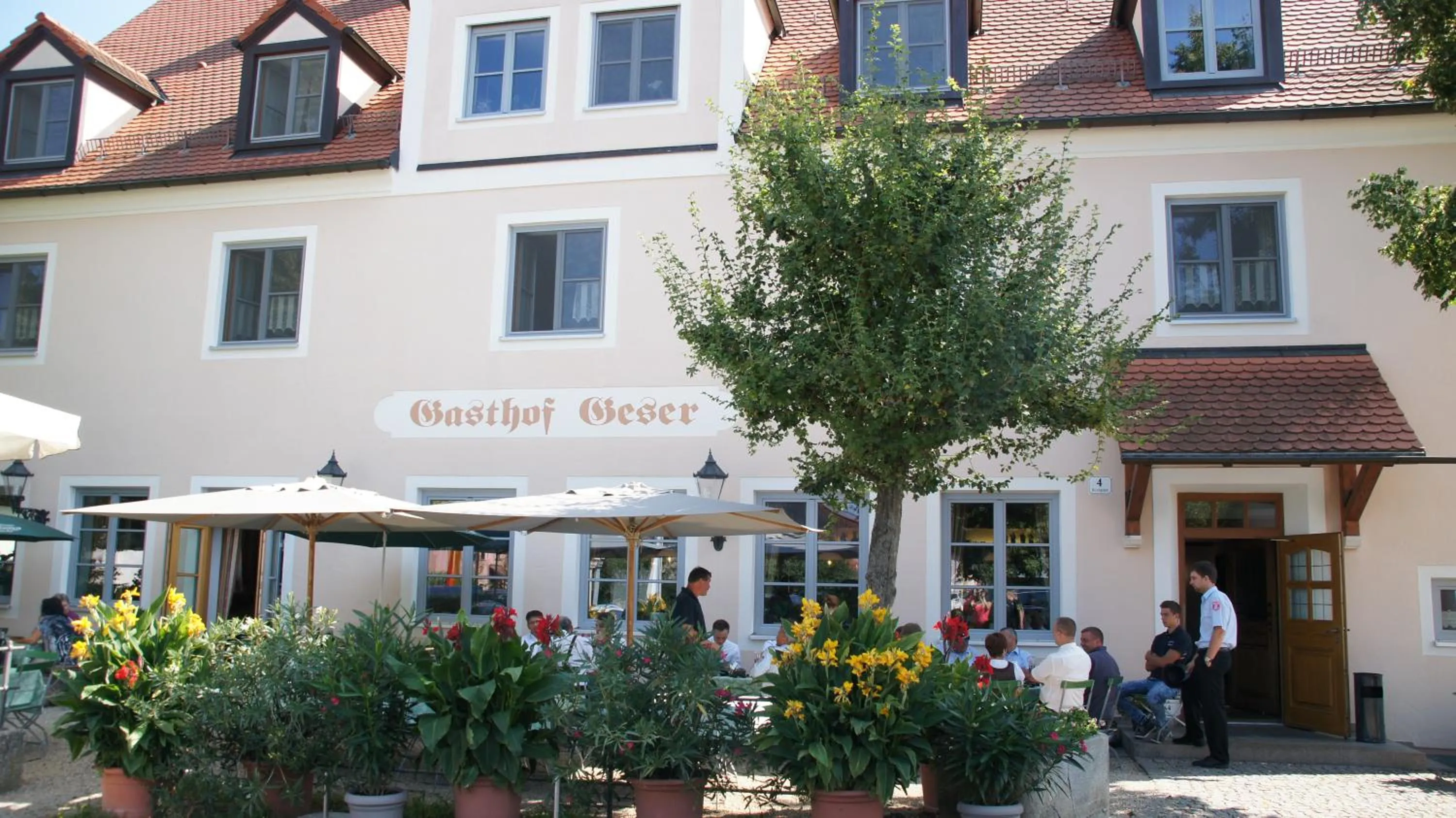 Property building in Landgasthof Geser