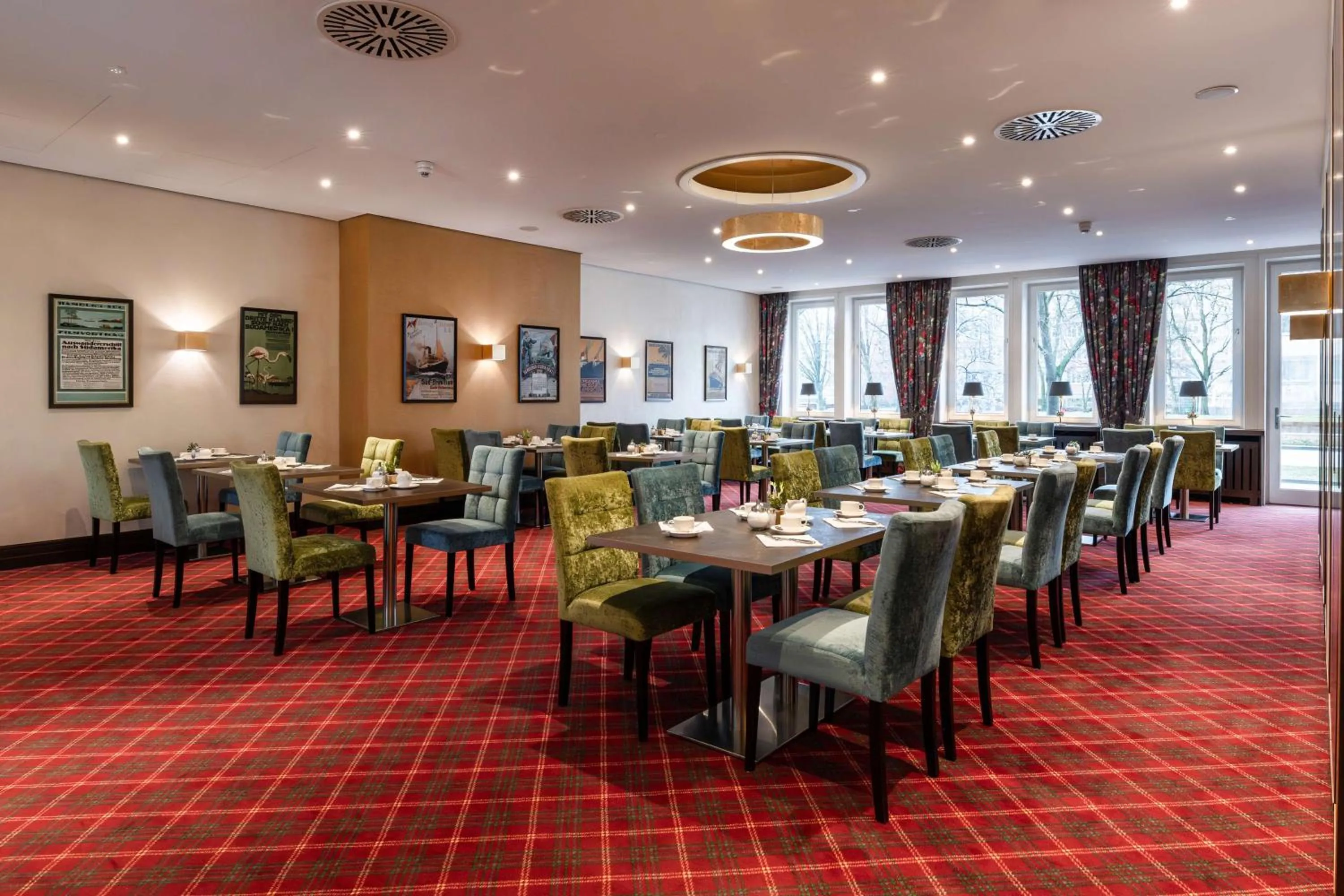 Breakfast in Best Western Plus Hotel St. Raphael