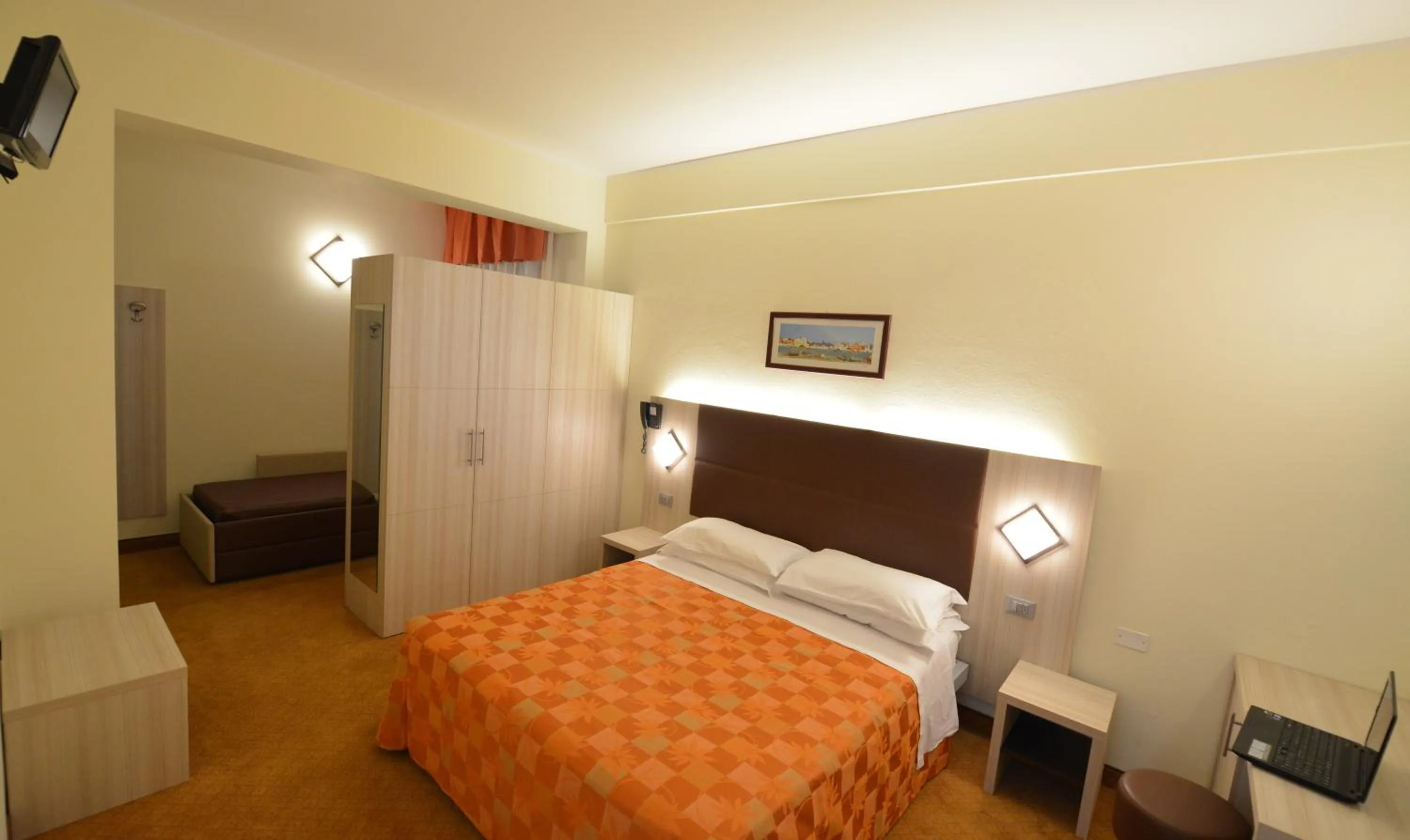 Photo of the whole room, Bed in Hotel Doge