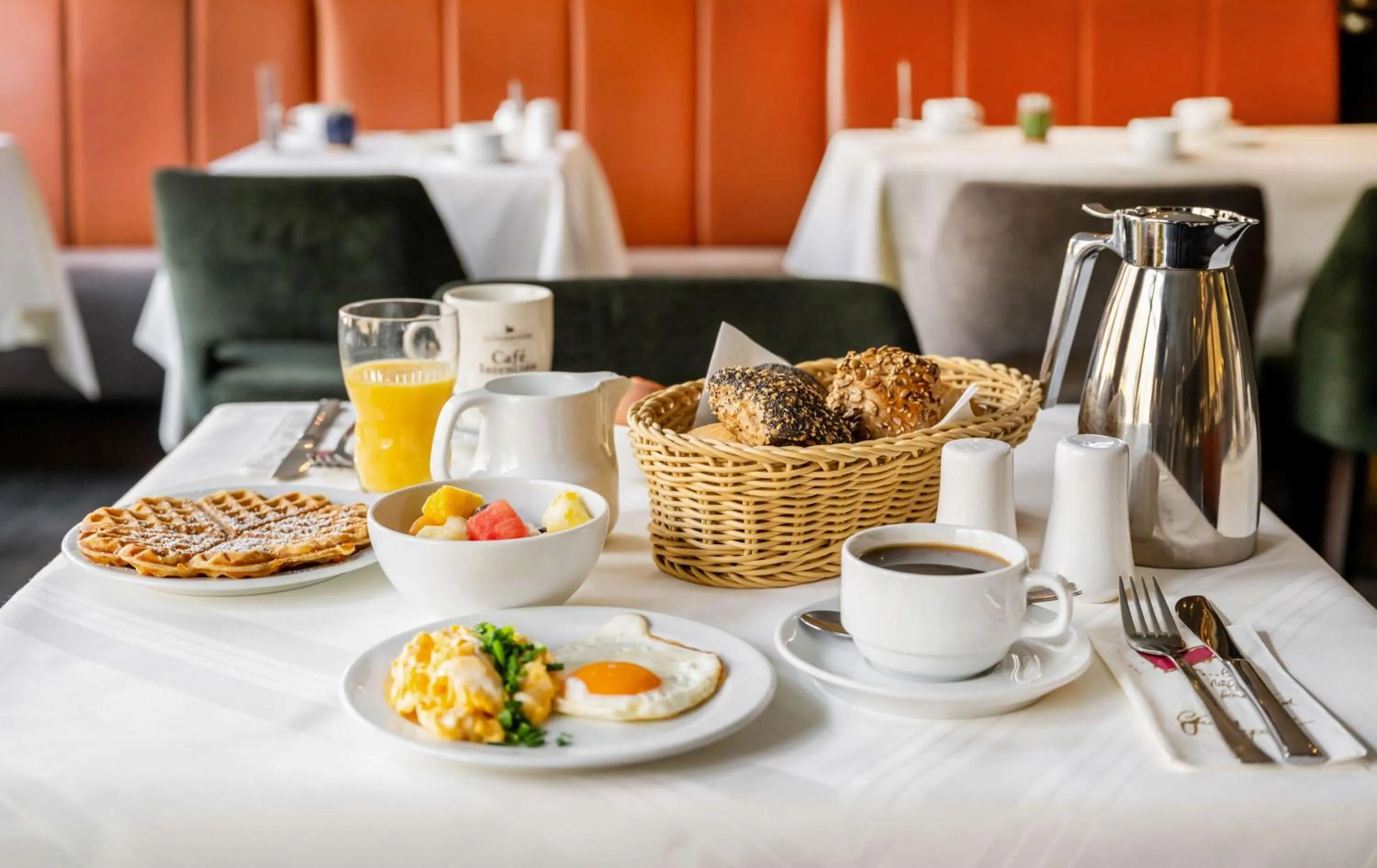 Breakfast in Best Western Hotel Hamburg International