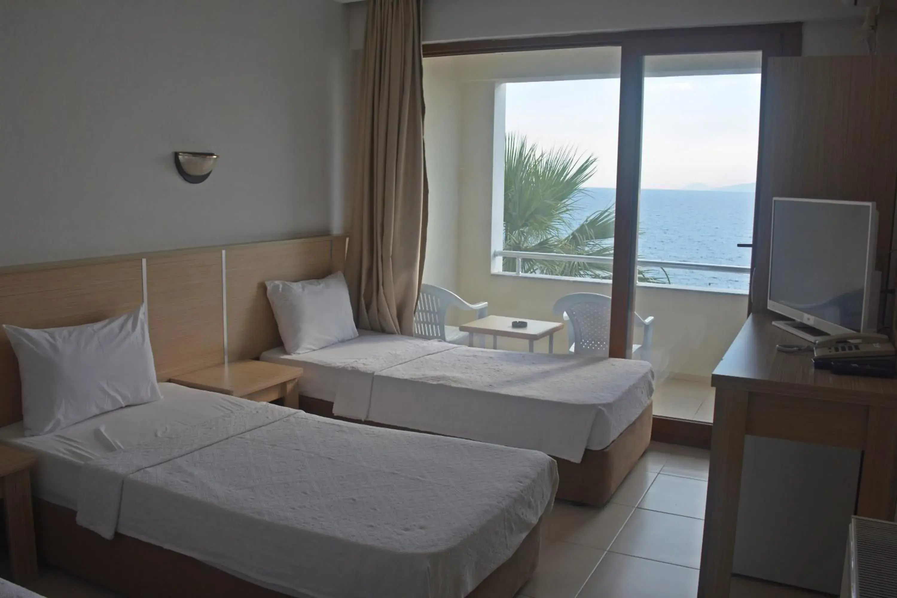 Triple Room with Sea View in Dikelya Hotel Triple Room with Sea View in Dikelya Hotel