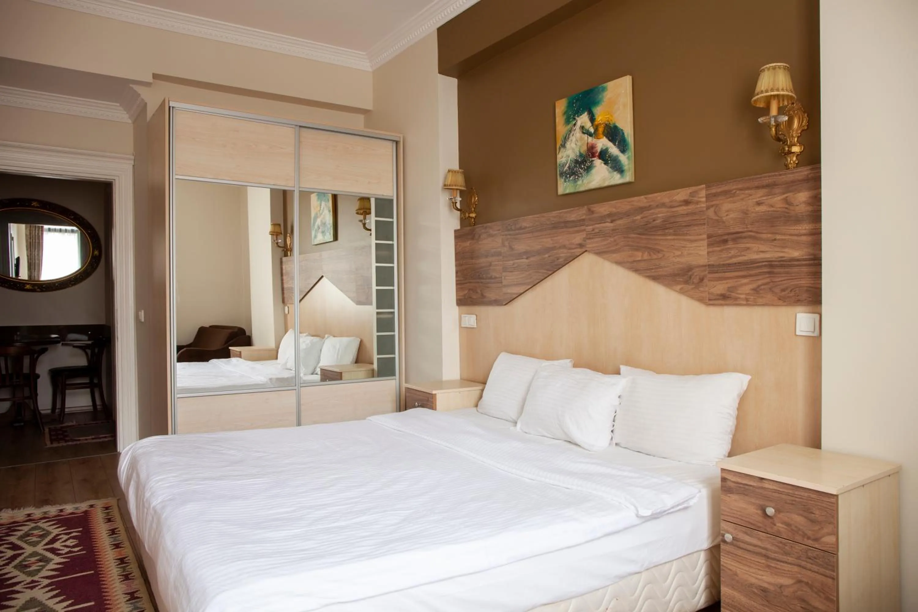 Bed in Sheriff Royal Suite