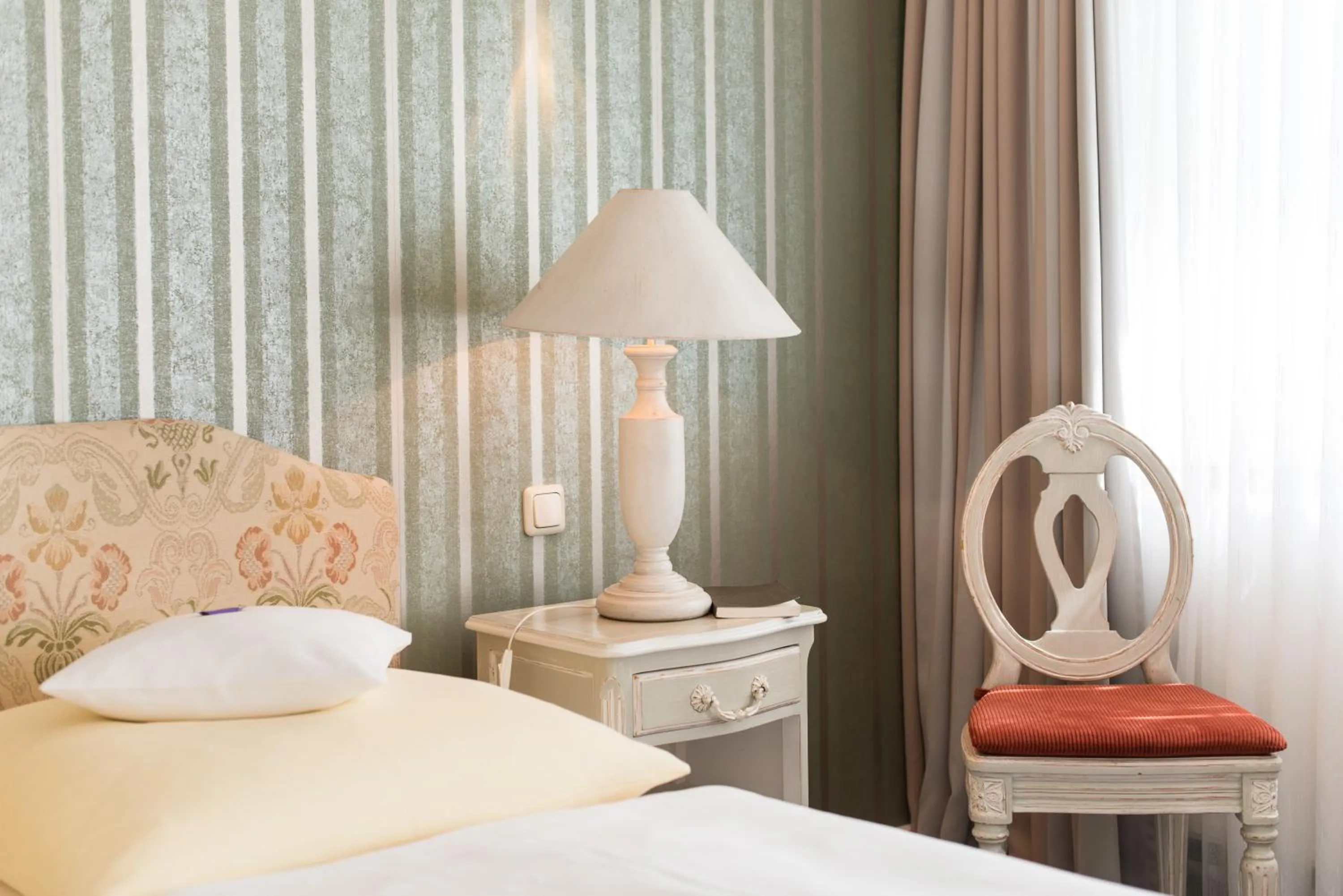 Bed in Seehotel Frankenhorst - BW Signature Collection