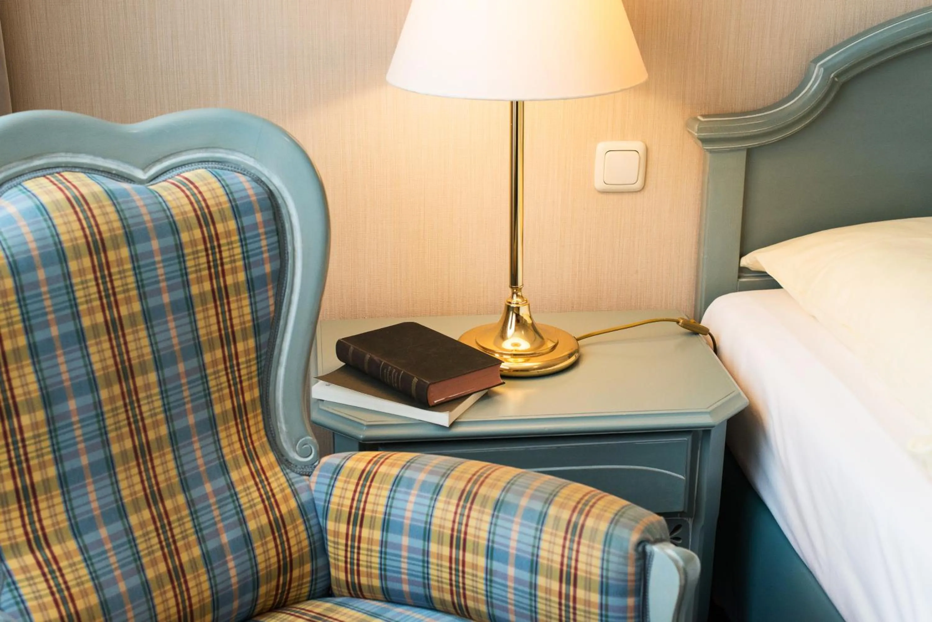 Photo of the whole room, Bed in Seehotel Frankenhorst - BW Signature Collection