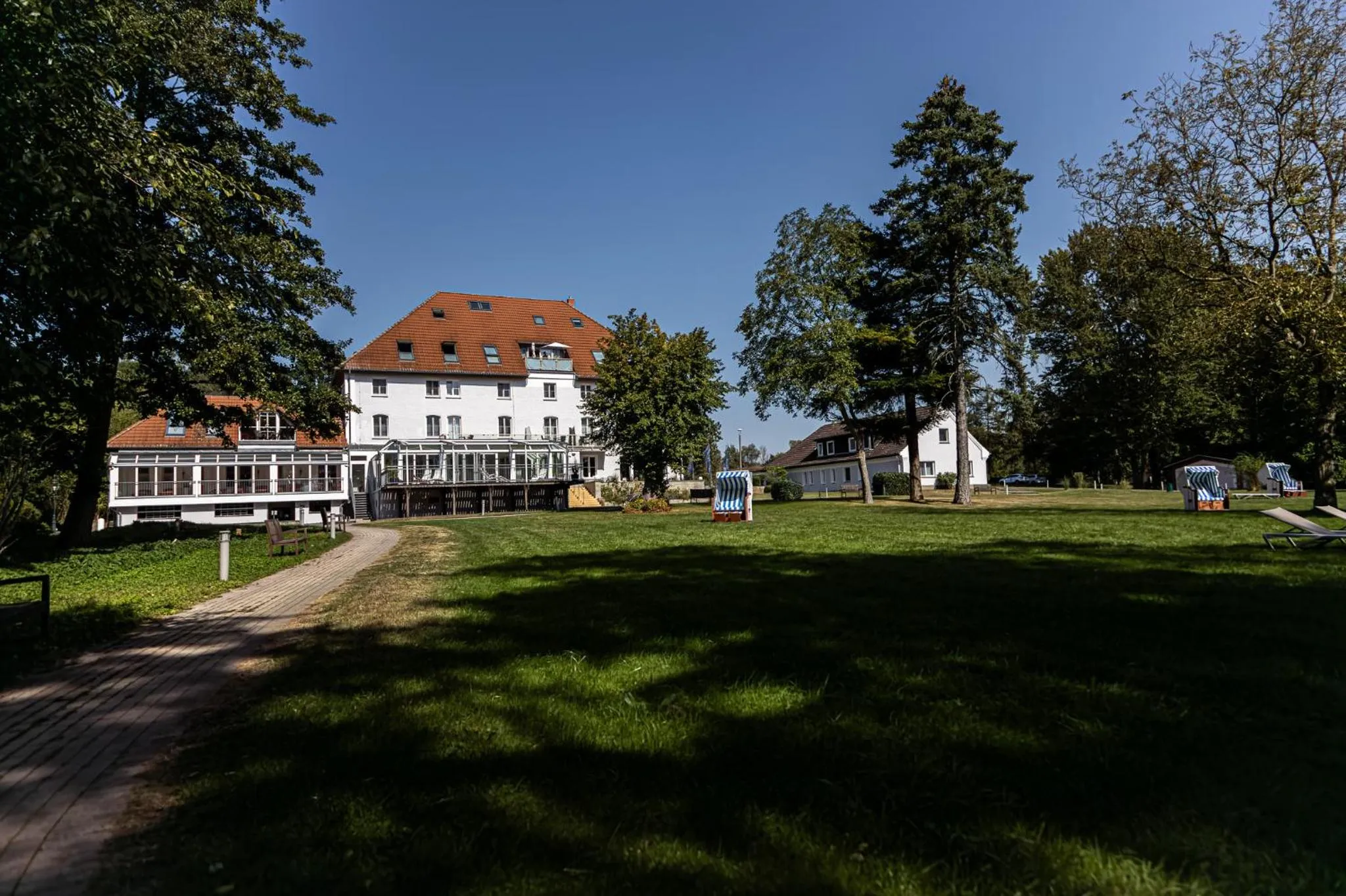 Property building in Seehotel Frankenhorst - BW Signature Collection