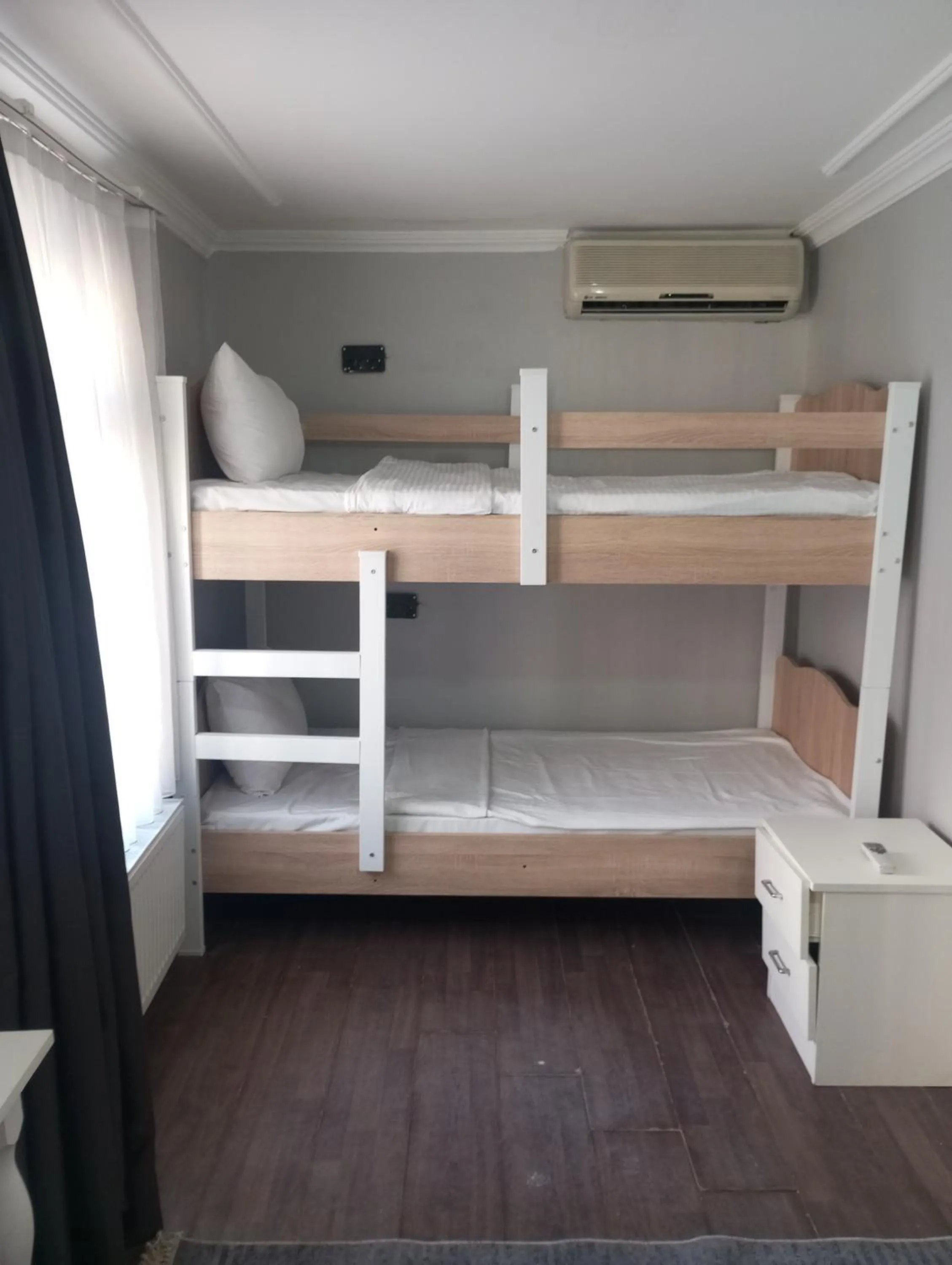 Bedroom, Bed in Rose Bouquets Hotel