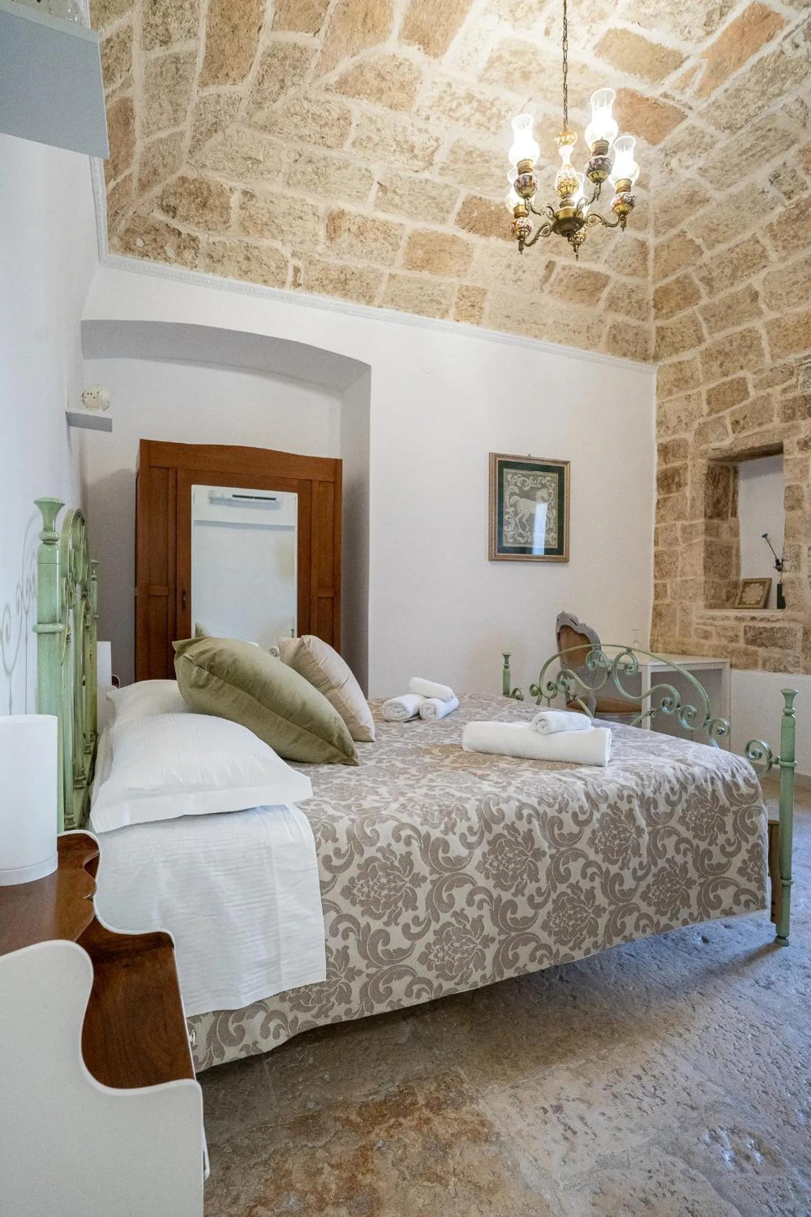 Superior Double Room in Corte Pietrantica - Charming Rooms & Suites
