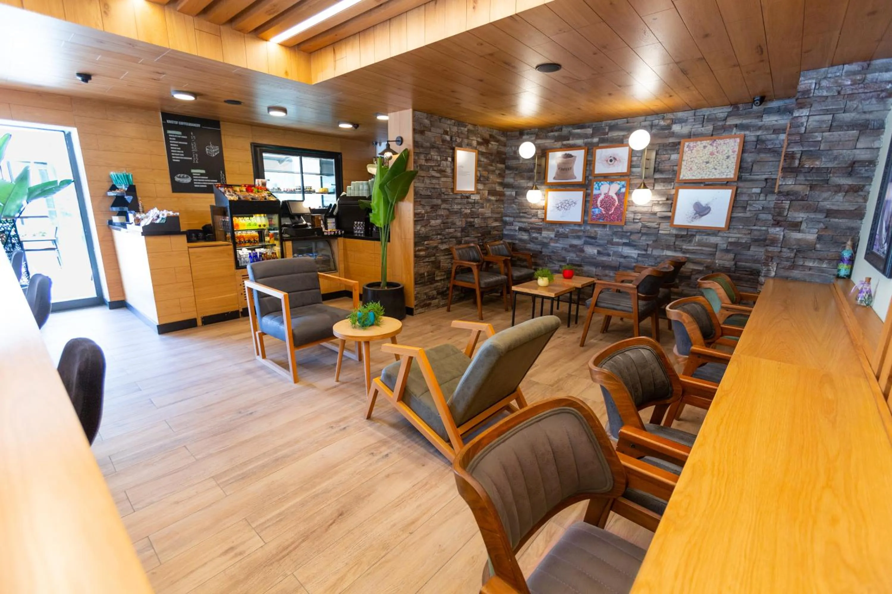 Coffee/tea facilities in Alan Suites