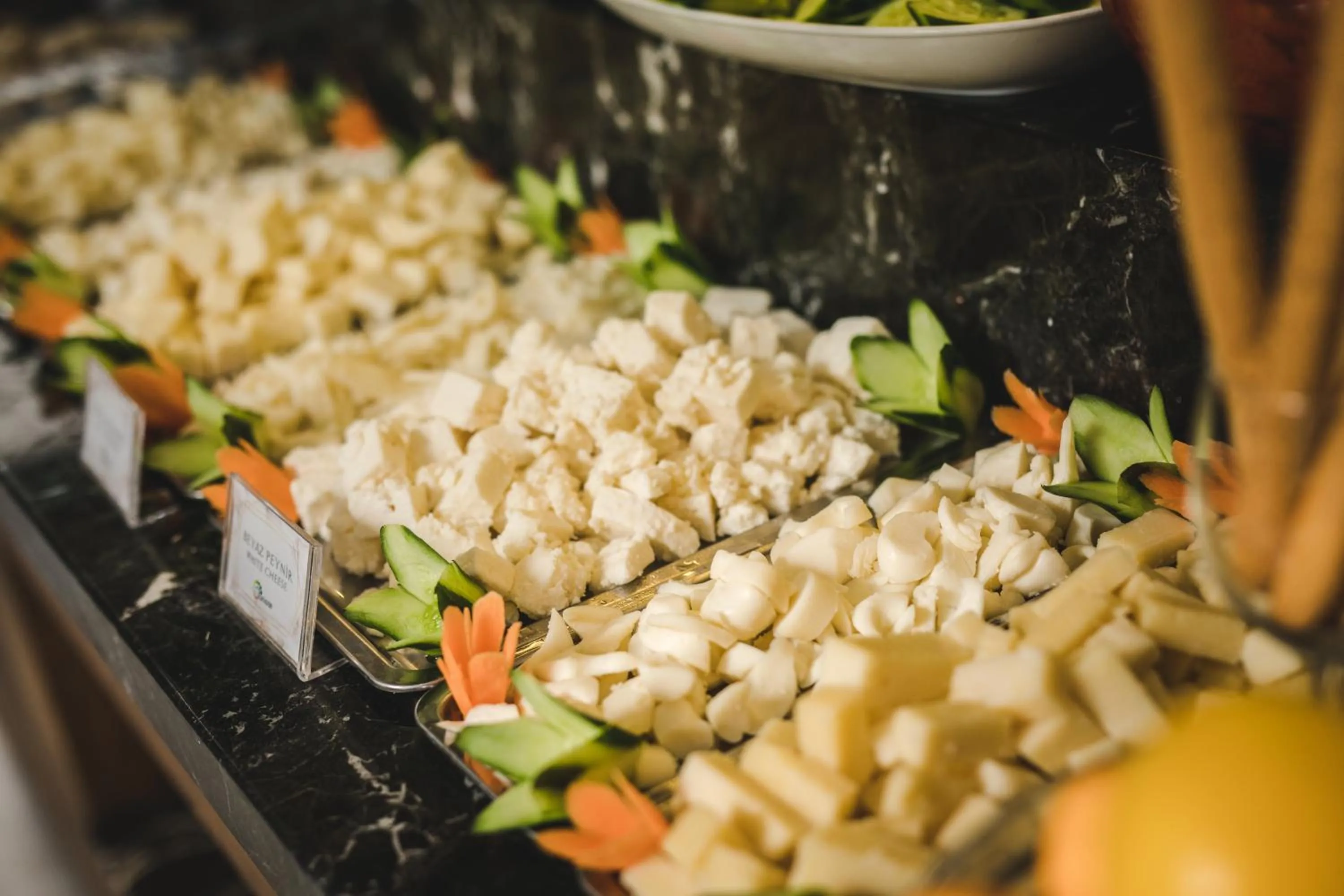 Food and drinks in Alan Suites