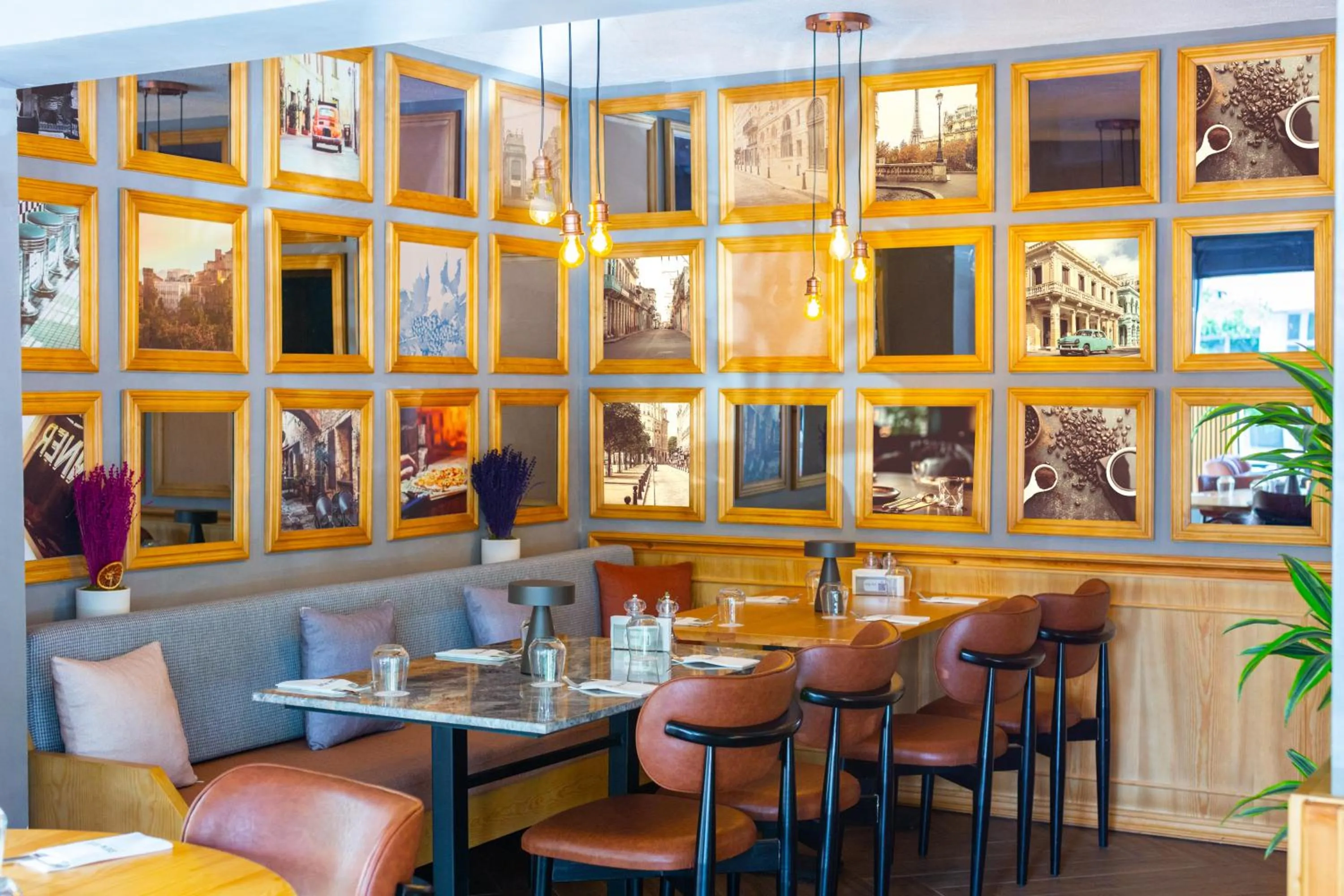 Restaurant/places to eat in Alan Suites