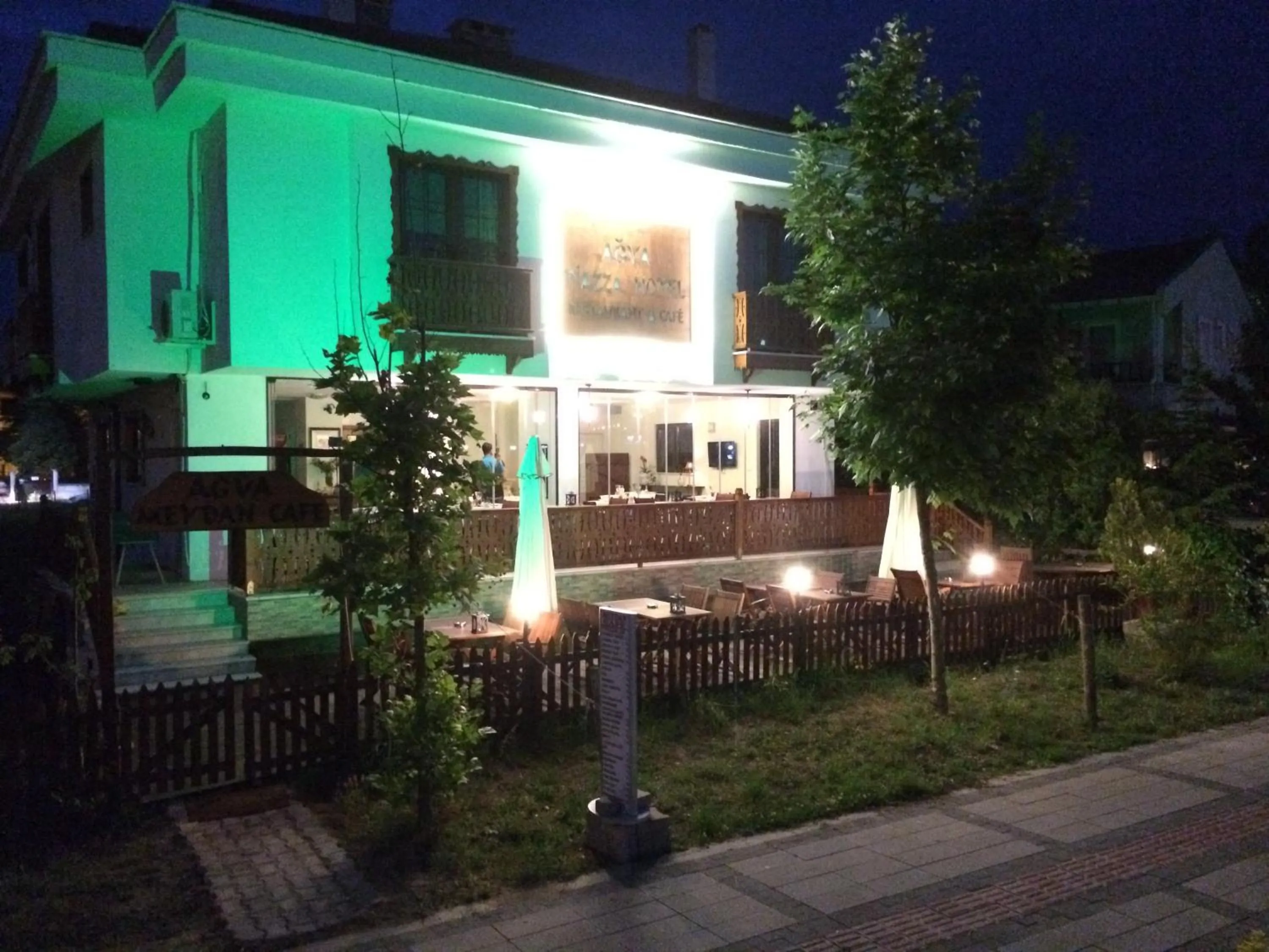 Facade/entrance in Agva Piazza Hotel