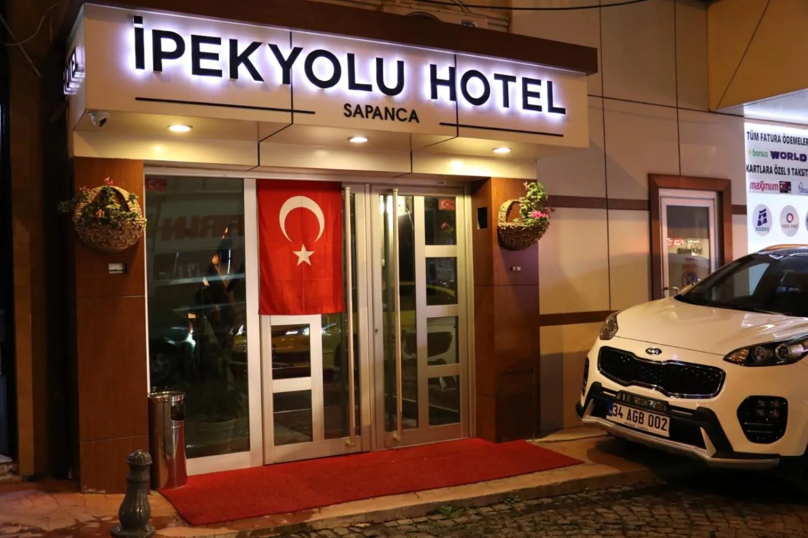 Facade/entrance in Hotel Ipekyolu
