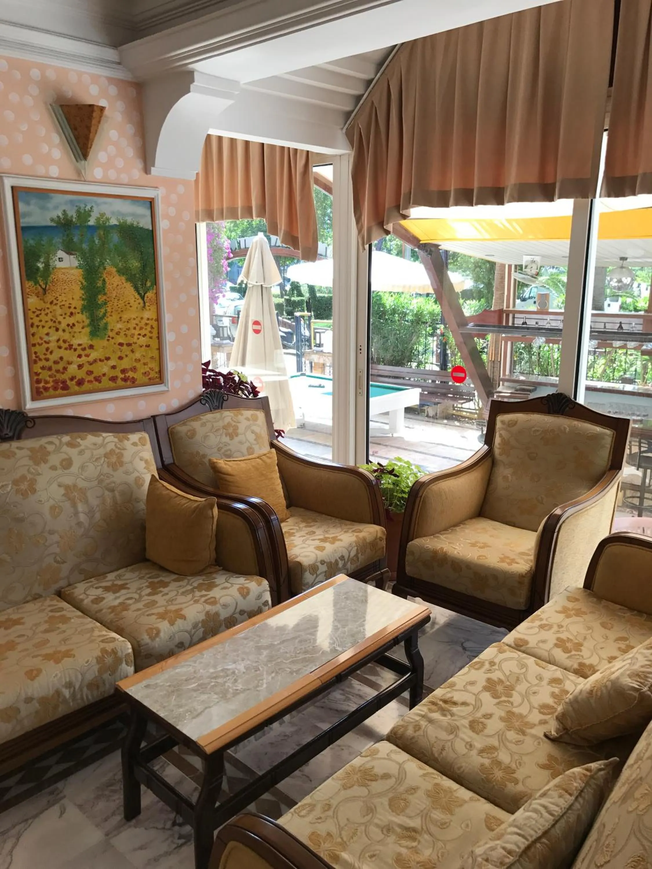 Lobby or reception in Blue Yacht Marina Apart Hotel