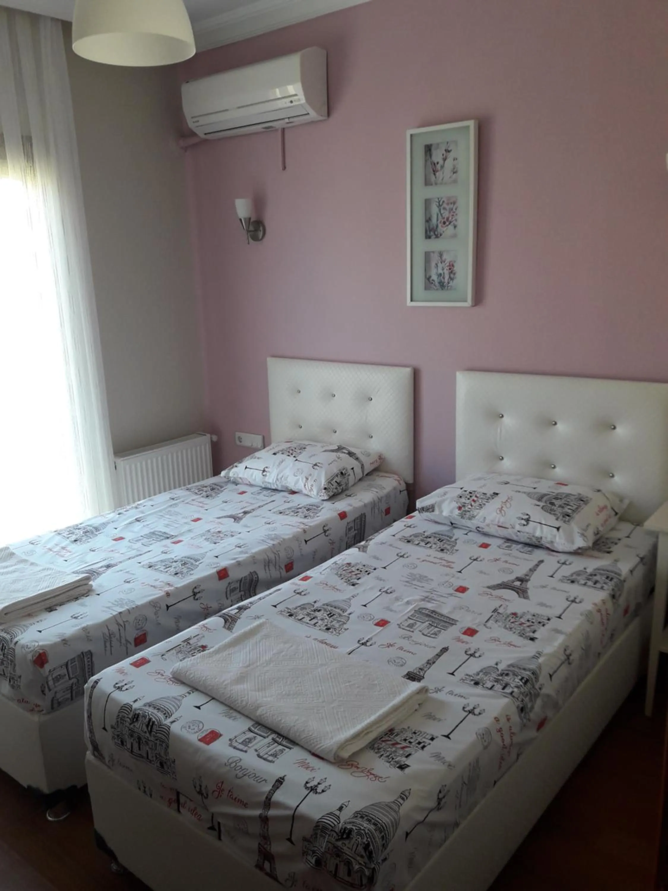 Bedroom in Sapphire Hotel