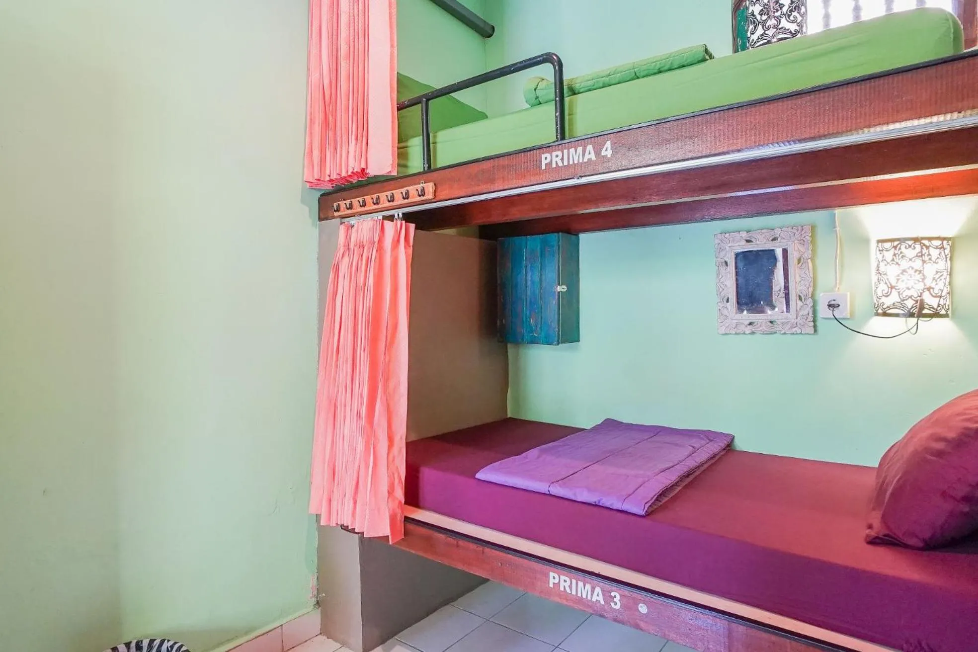 Bedroom in Padi-Padi Hostel & Bar