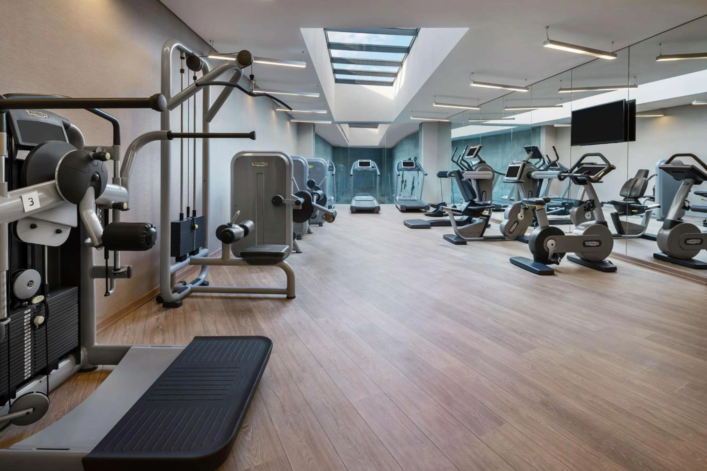 Fitness centre/facilities in DoubleTree by Hilton Istanbul Gayrettepe