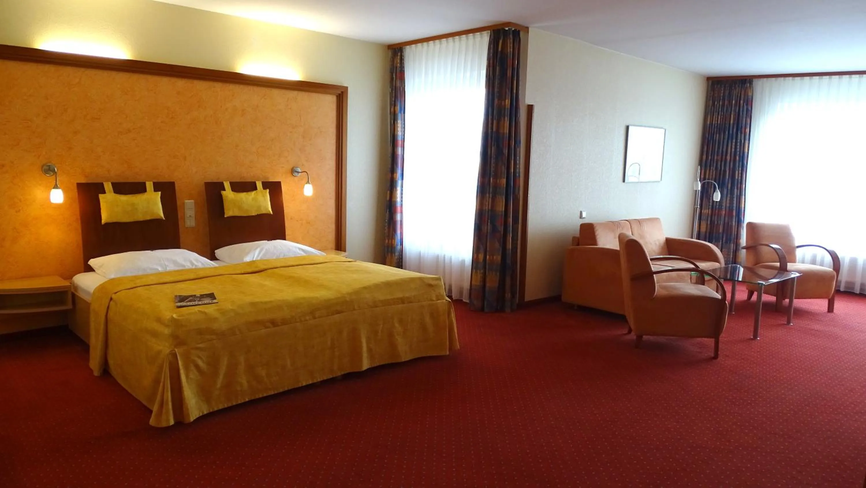 Bed in Hotel Ascot Bristol