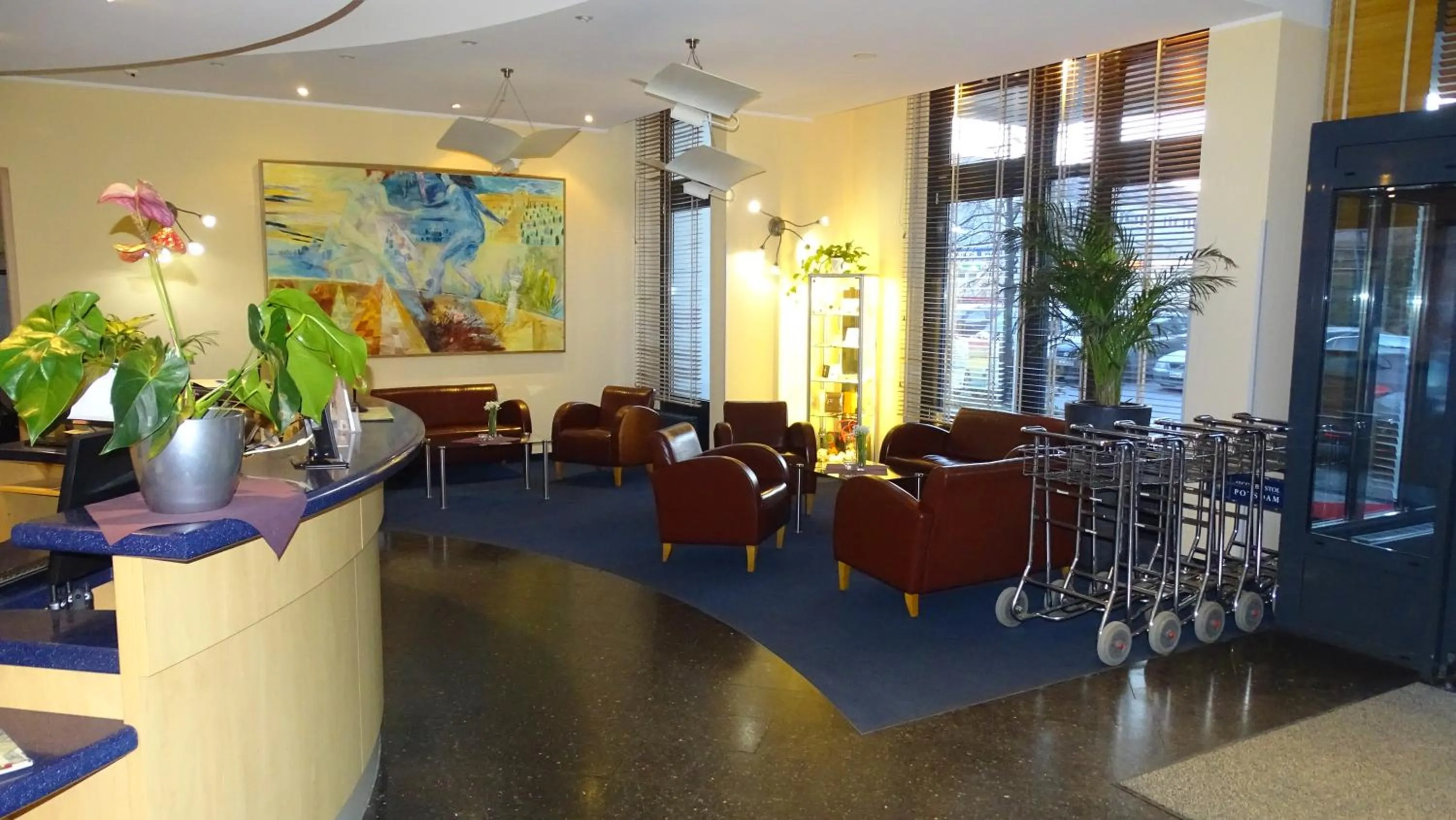 Lobby or reception in Hotel Ascot Bristol