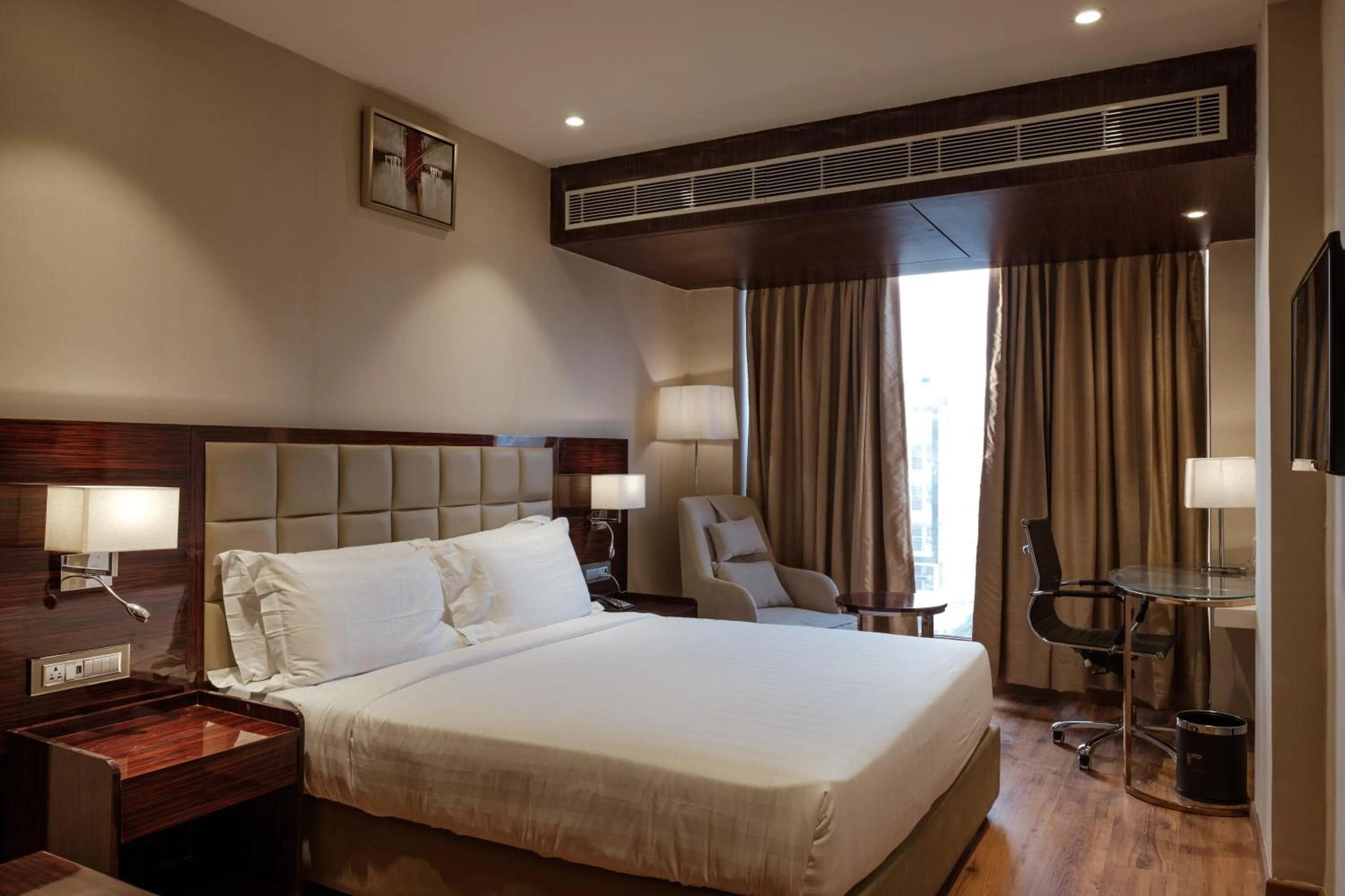 Bed in Hotel Clarks Premier ,Kota