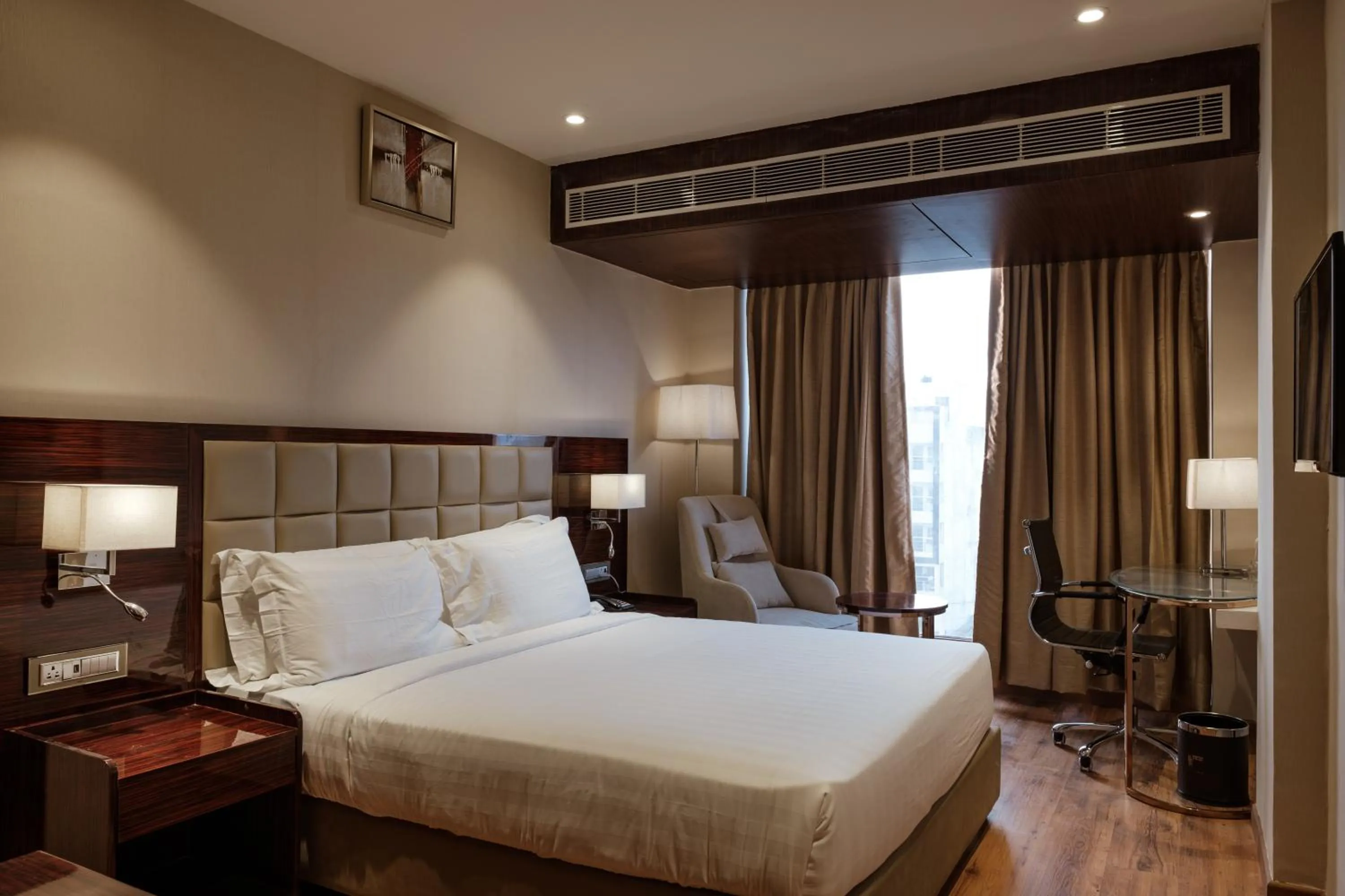 Bed in Hotel Clarks Premier ,Kota