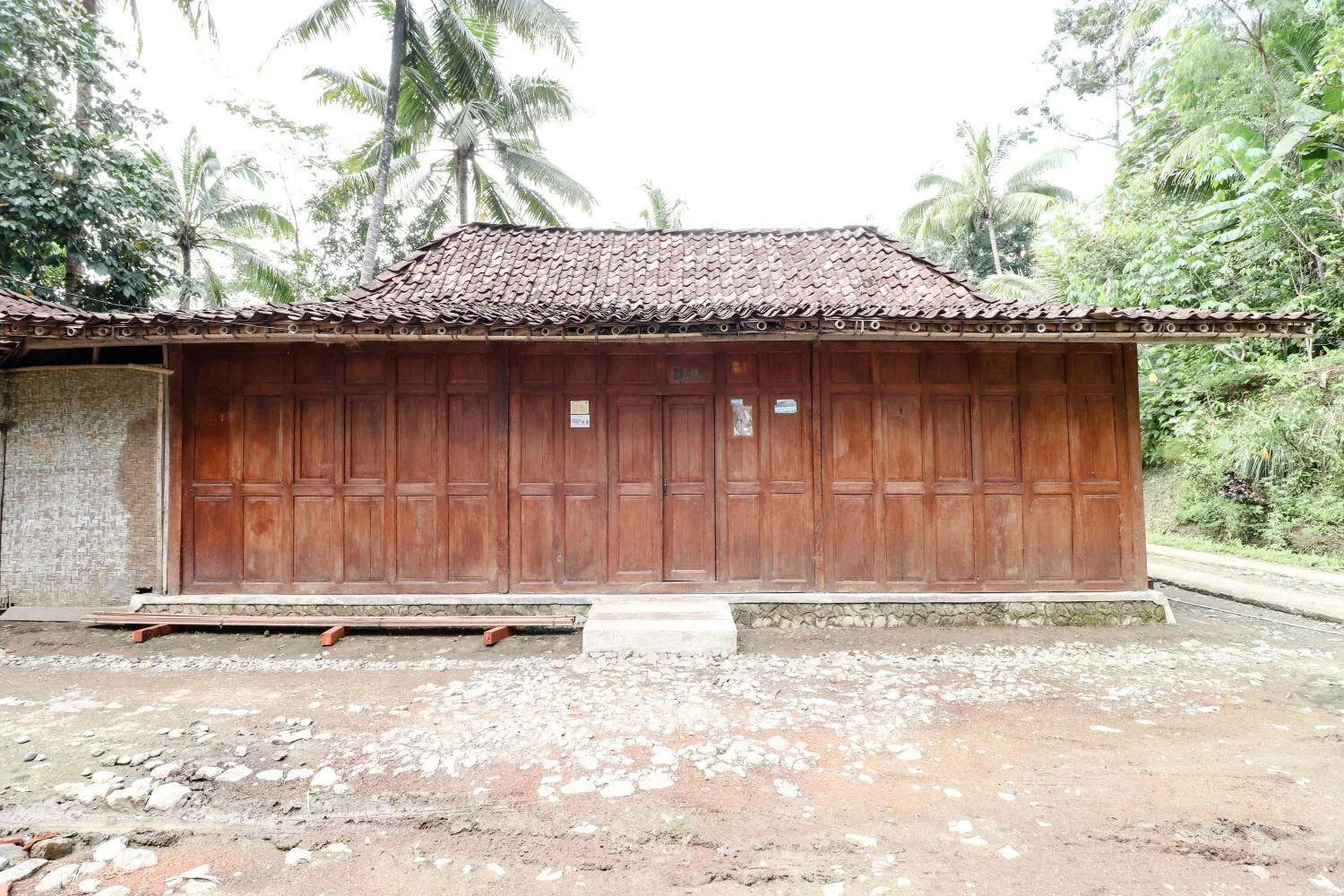 Property building in Homestay Mbah Parni