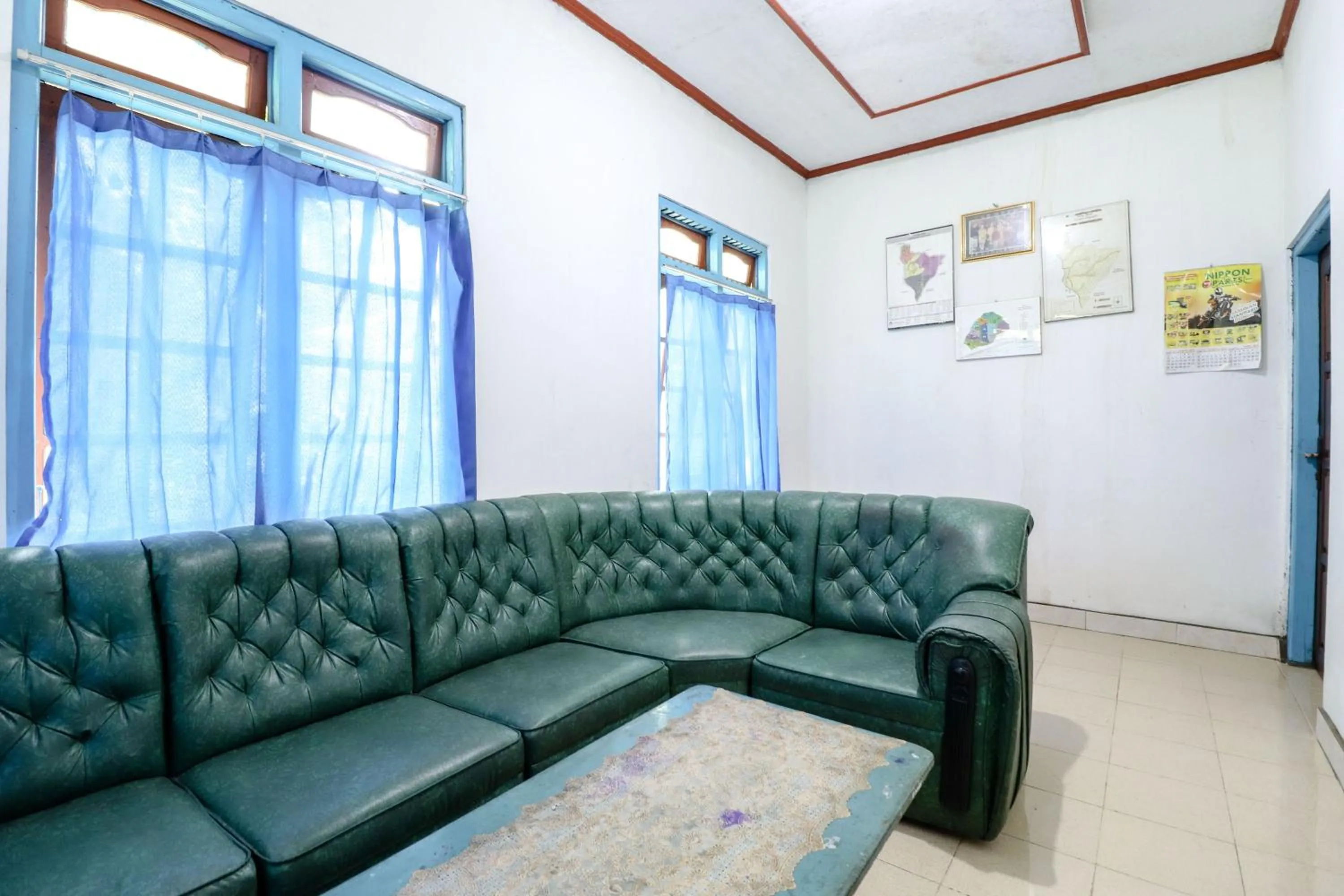 Lobby or reception in Homestay Mbah Parni