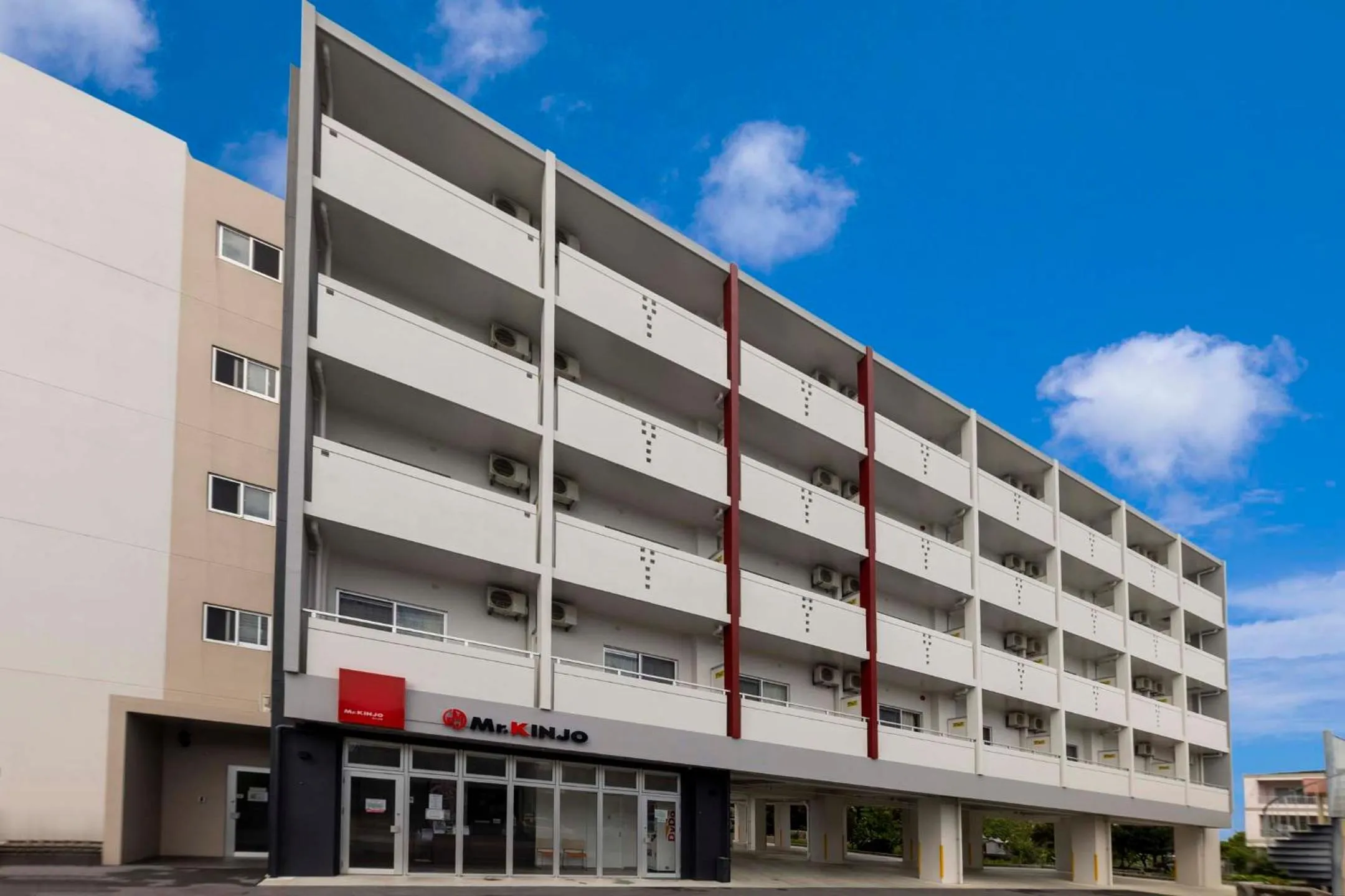 Property Building in Mr.KINJO En Ishigaki